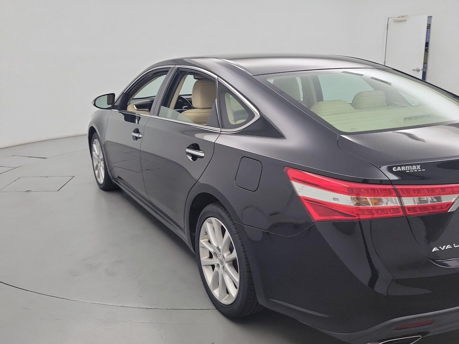 Thumbnail: 2013 Toyota Avalon - 7