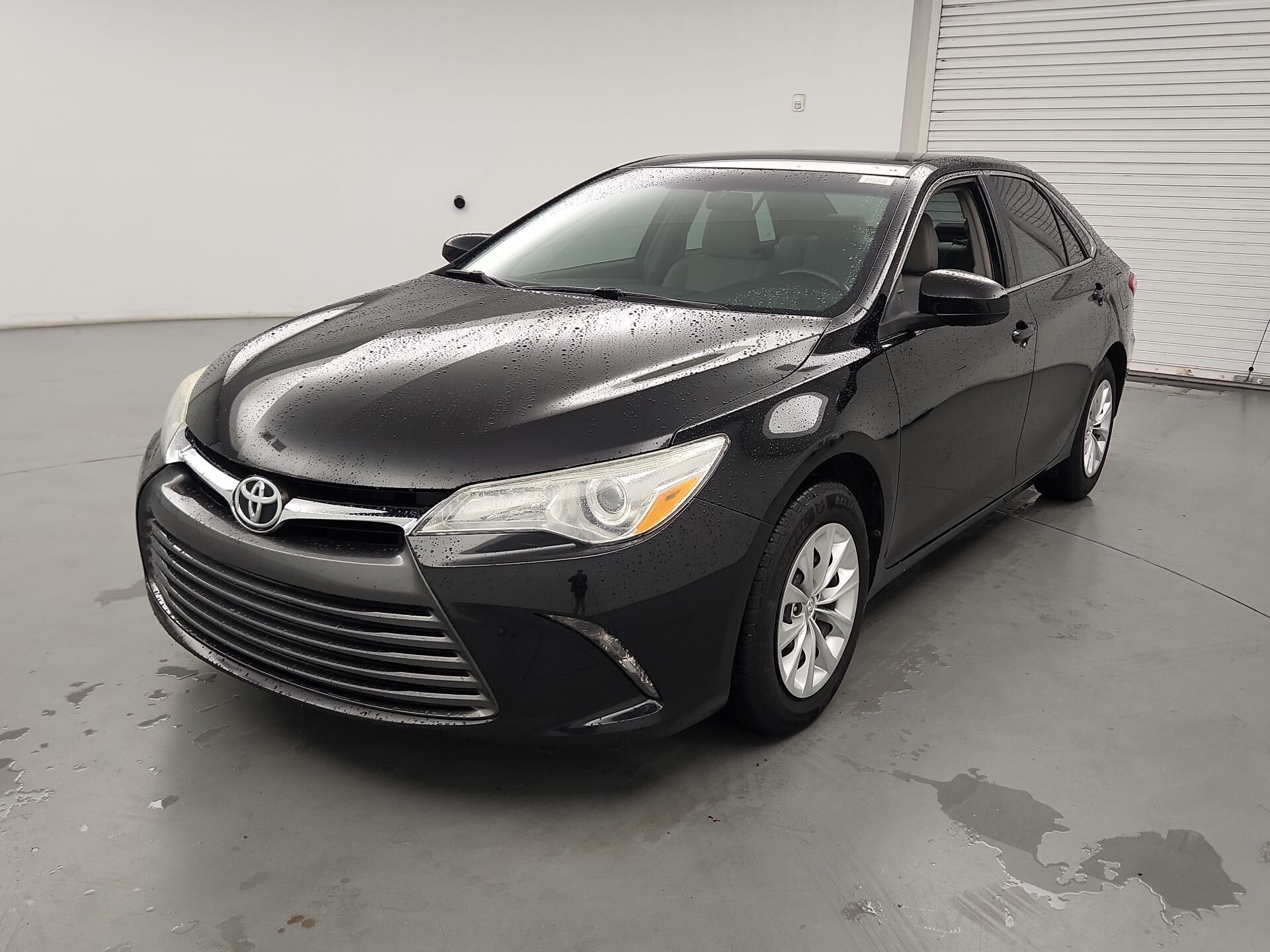 Thumbnail: 2016 Toyota Camry - 3
