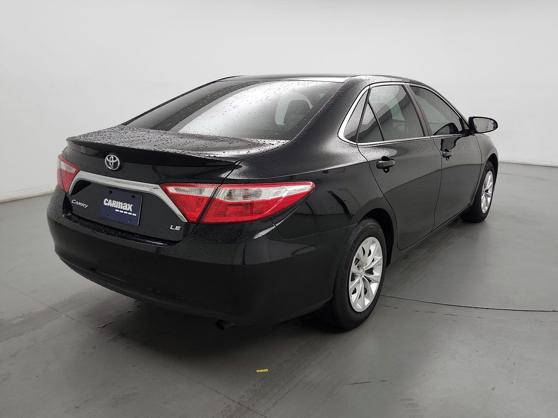 Thumbnail: 2016 Toyota Camry - 5
