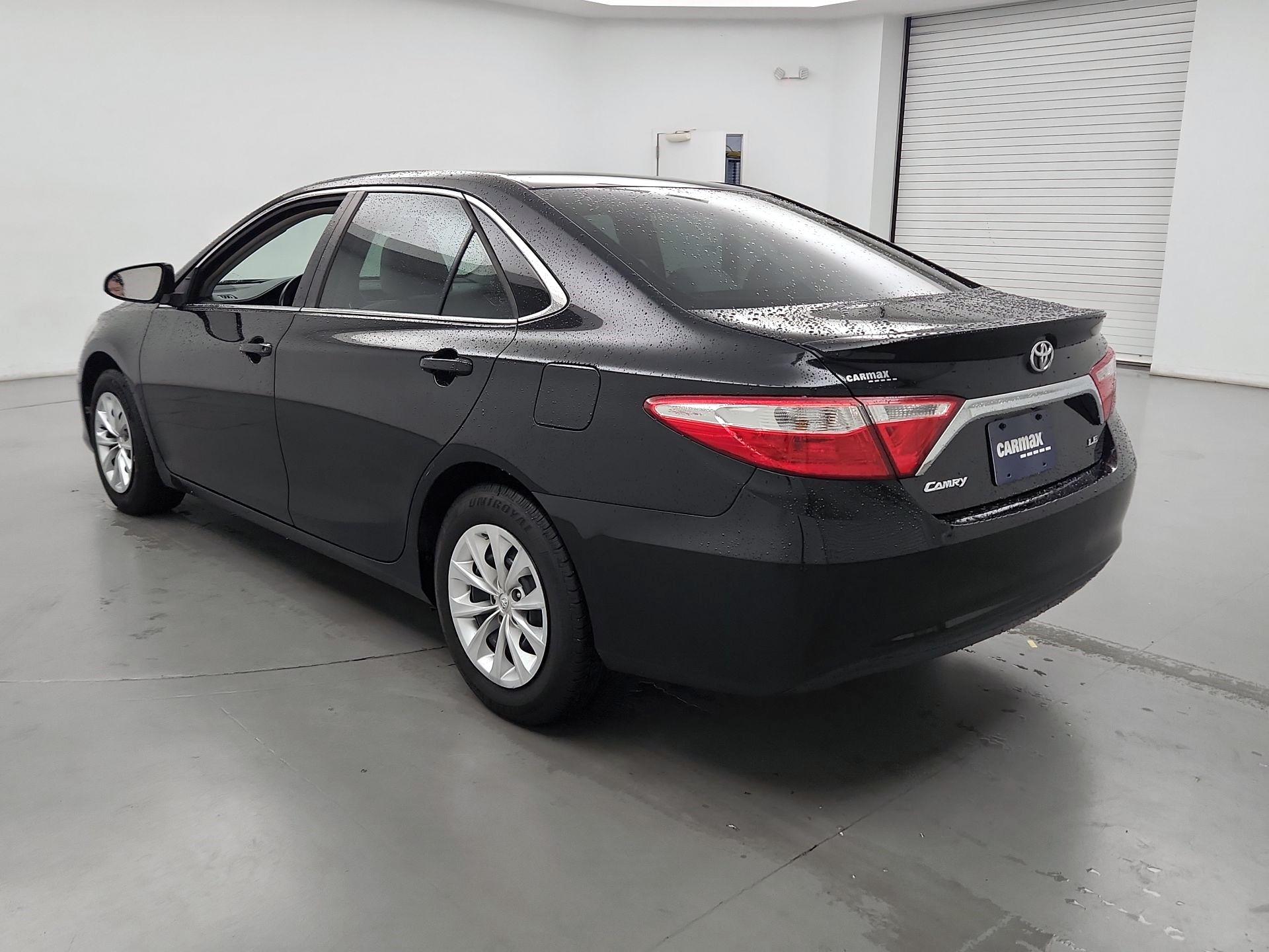 Thumbnail: 2016 Toyota Camry - 7