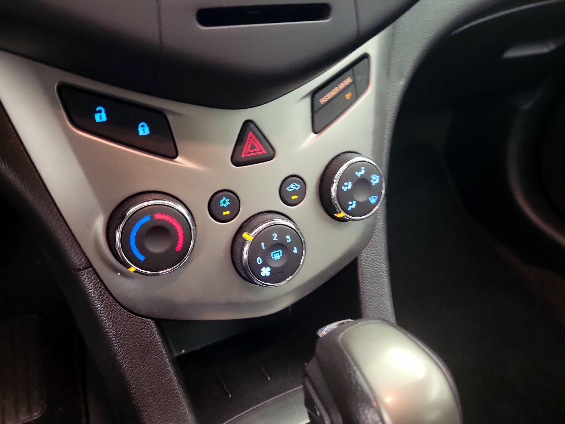 Thumbnail: 2016 Chevrolet Sonic - 15