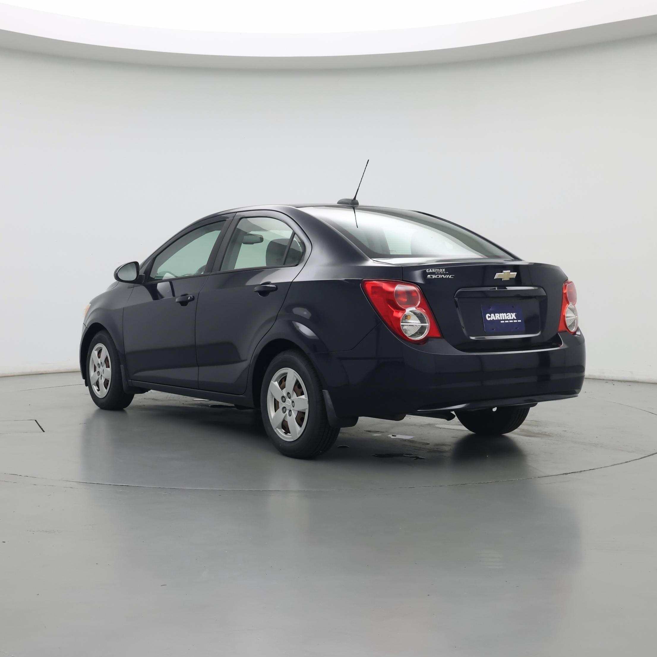 Thumbnail: 2016 Chevrolet Sonic - 2