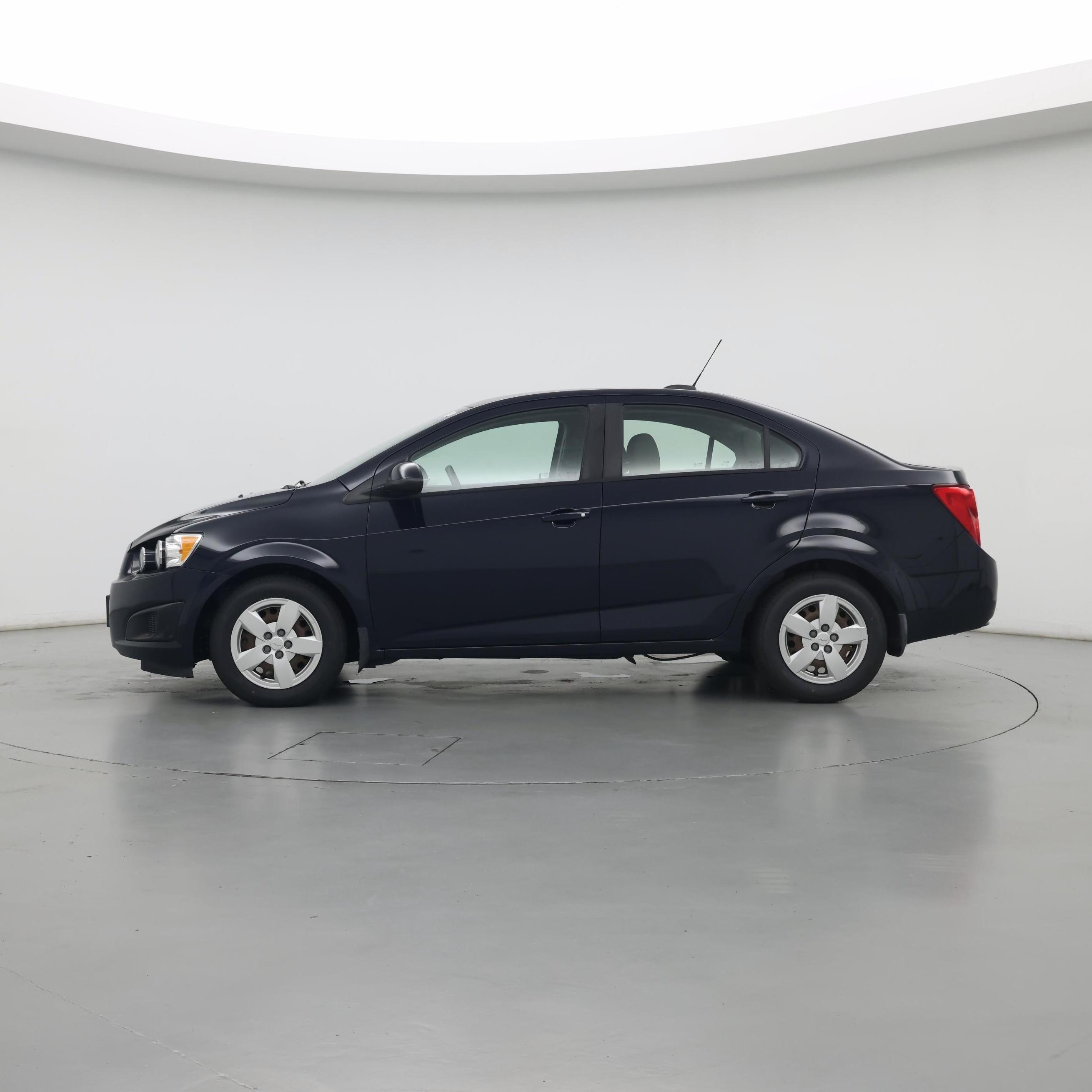Thumbnail: 2016 Chevrolet Sonic - 3
