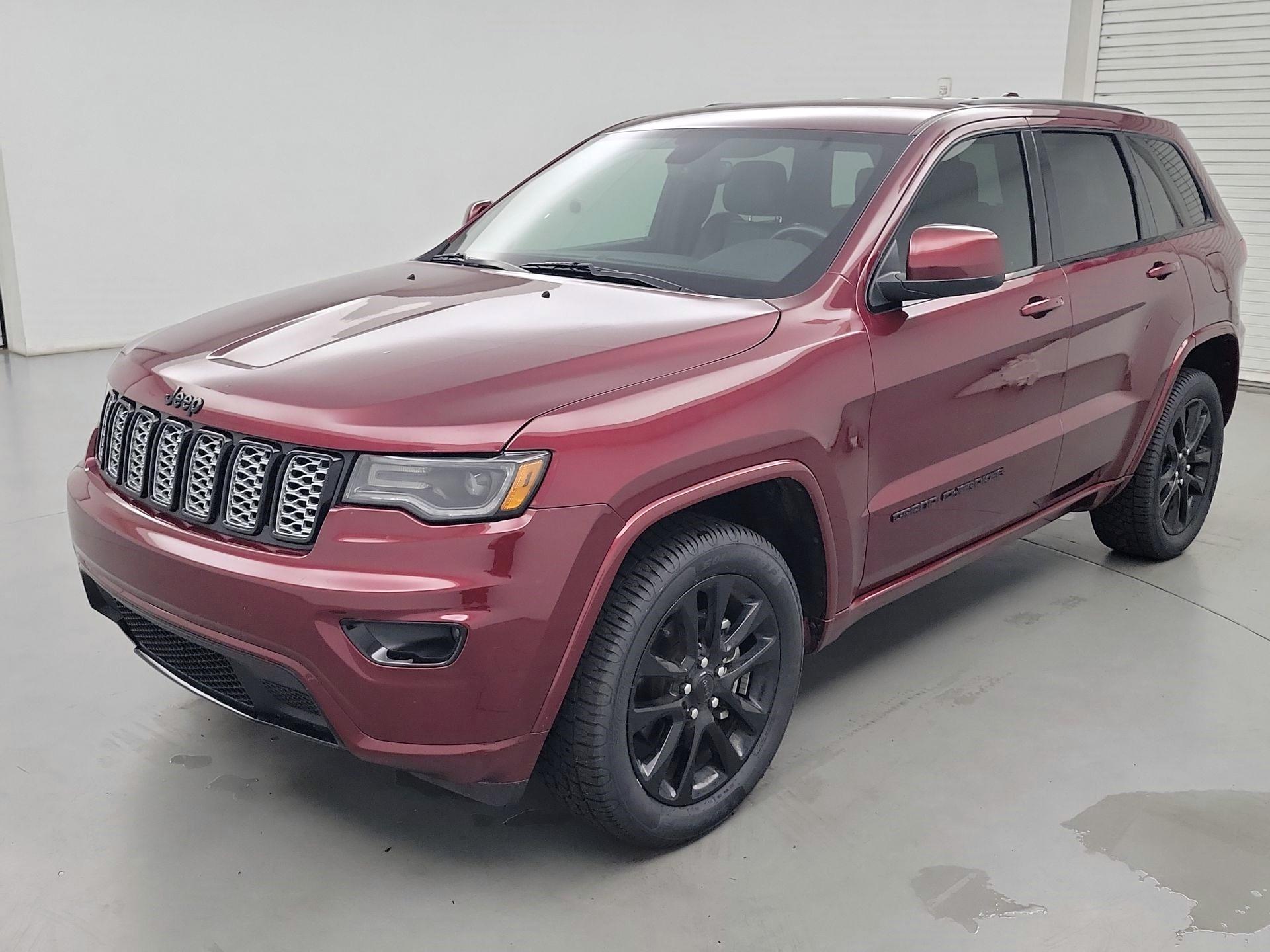 Thumbnail: 2020 Jeep Grand Cherokee - 3