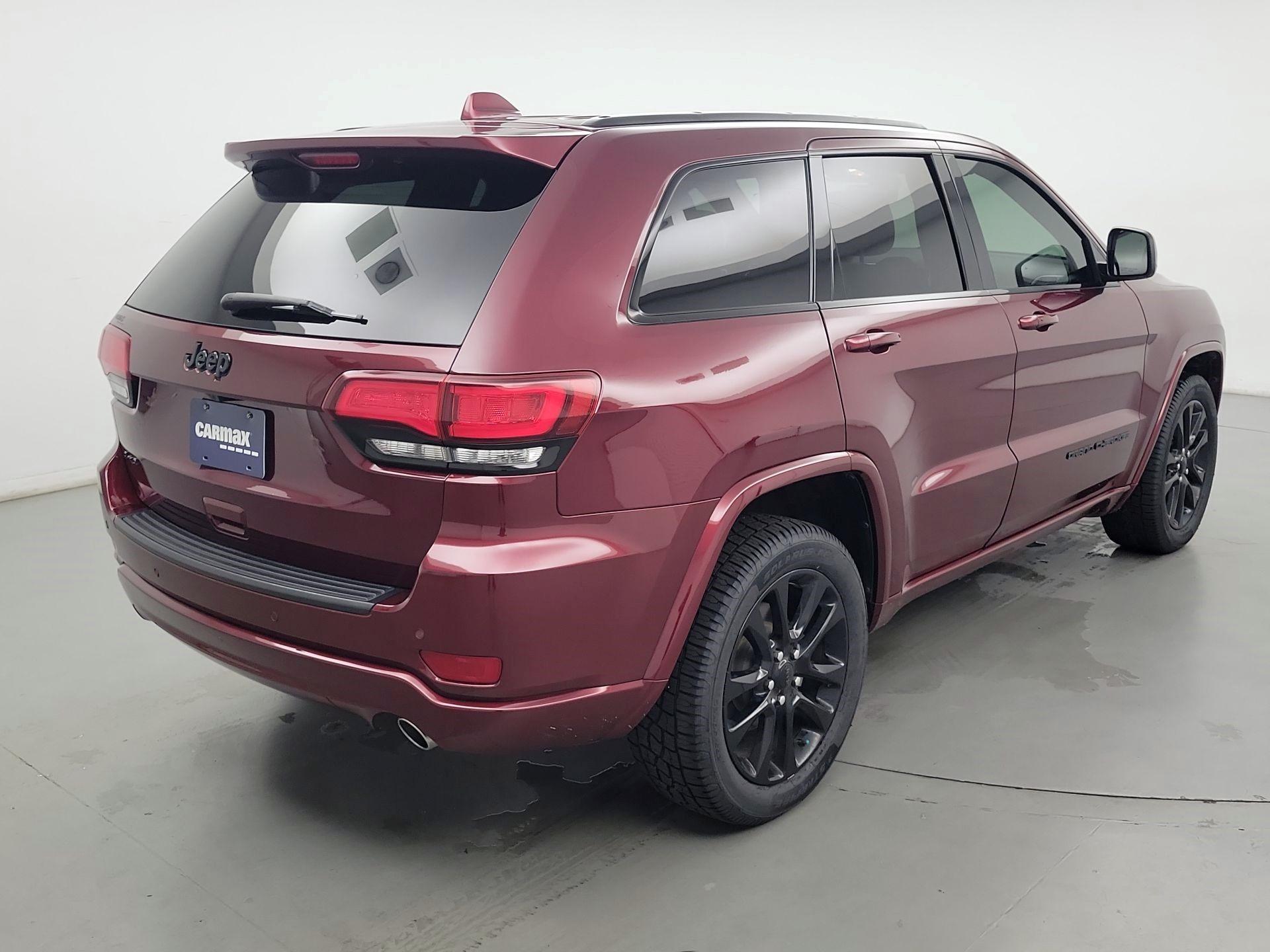 Thumbnail: 2020 Jeep Grand Cherokee - 5