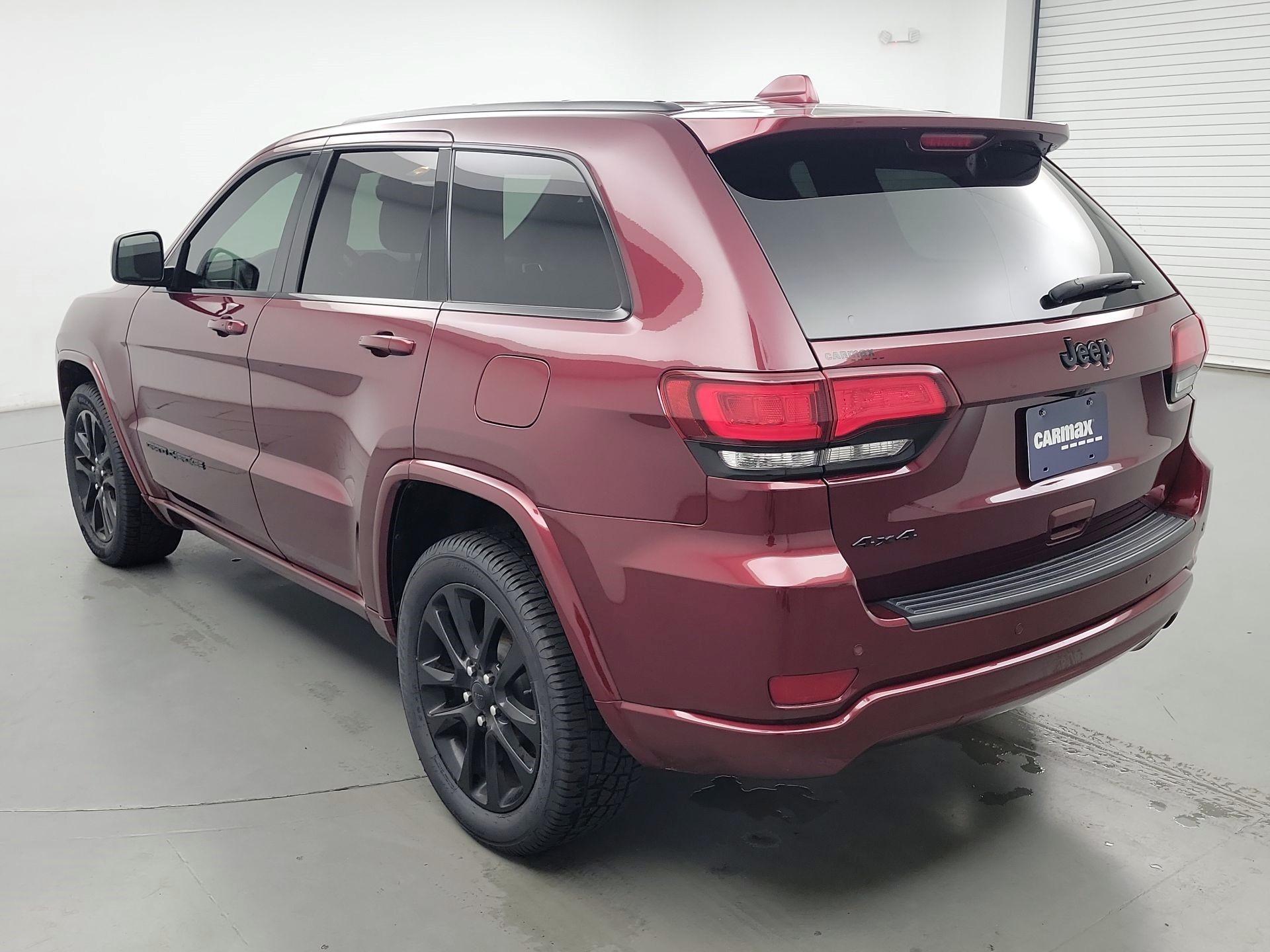 Thumbnail: 2020 Jeep Grand Cherokee - 7