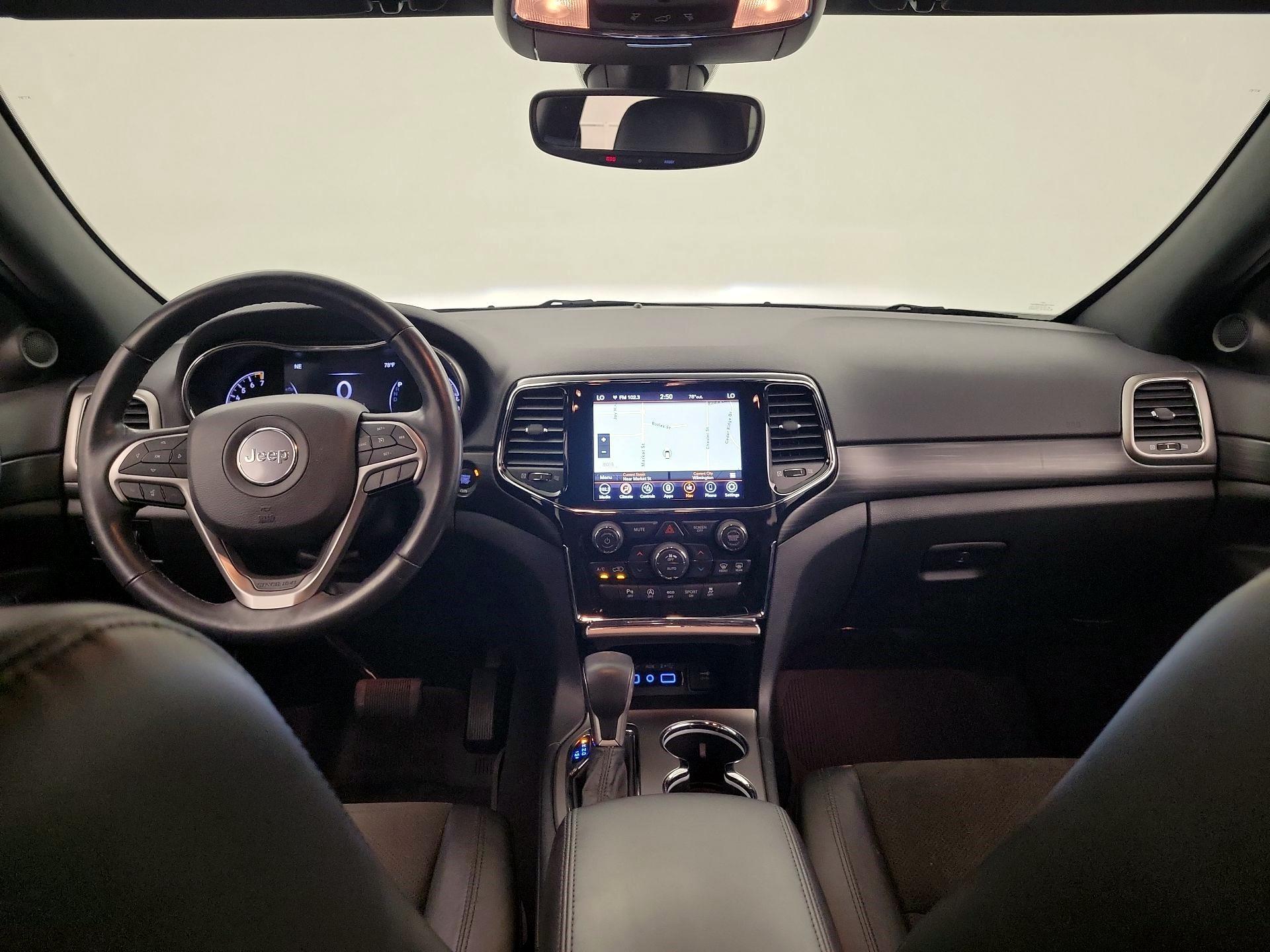 Thumbnail: 2020 Jeep Grand Cherokee - 8