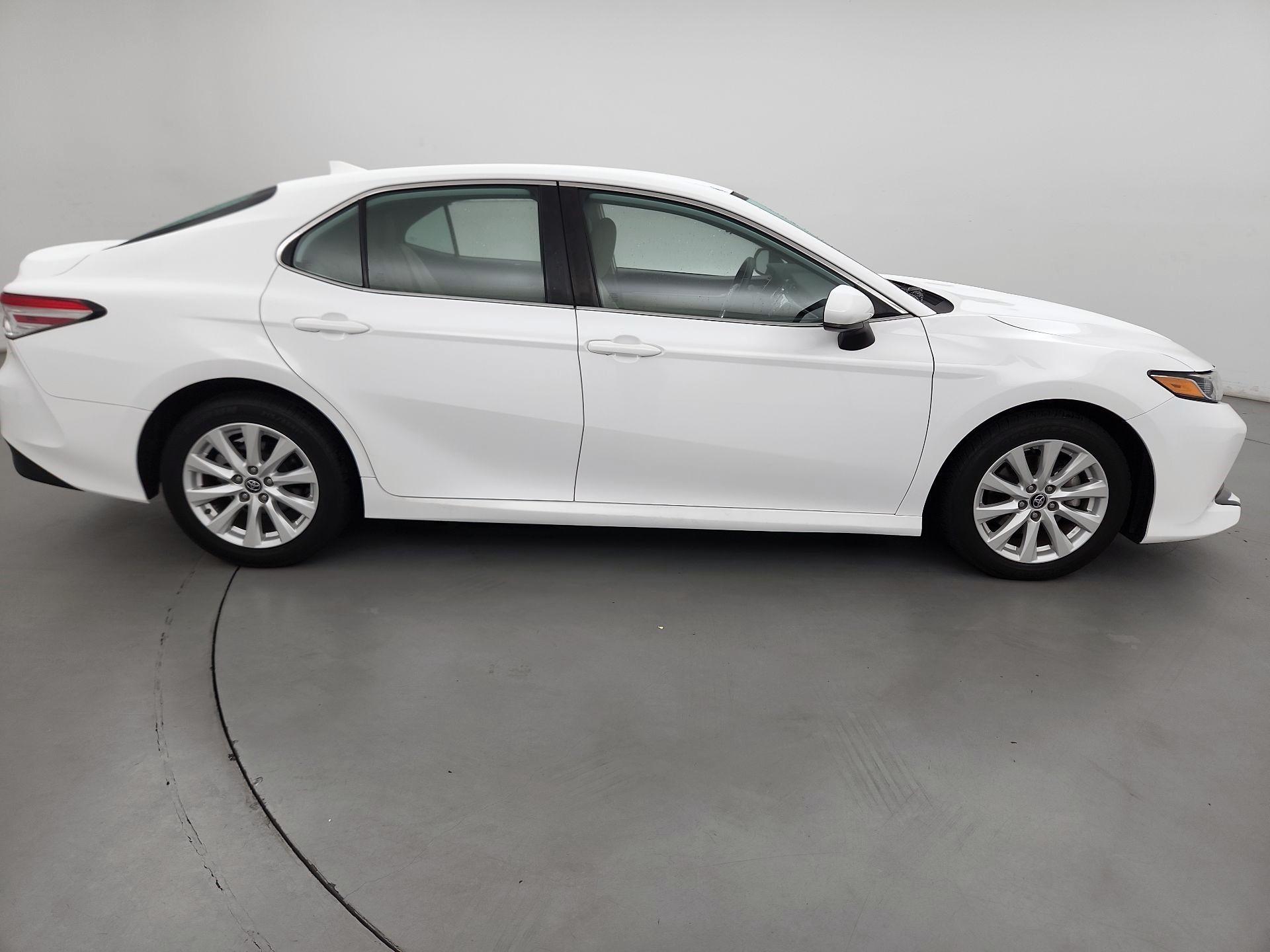 Thumbnail: 2020 Toyota Camry - 4