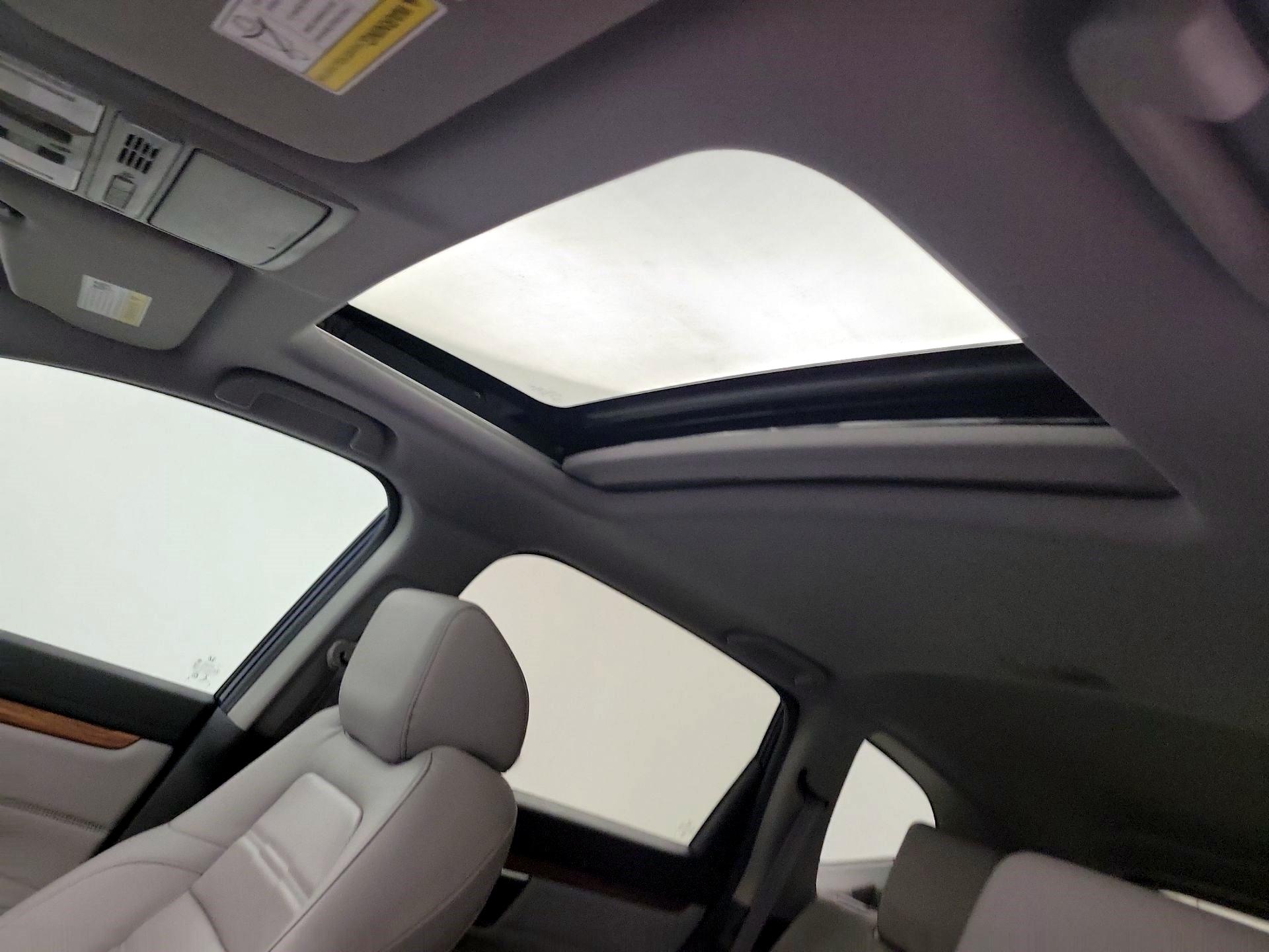 Thumbnail: 2021 Honda CR-V - 17
