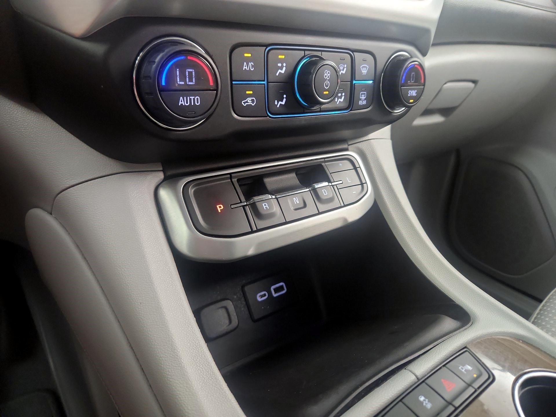 Thumbnail: 2021 GMC Acadia - 15