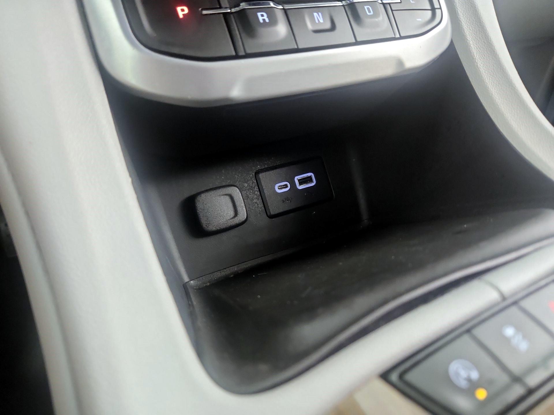Thumbnail: 2021 GMC Acadia - 16