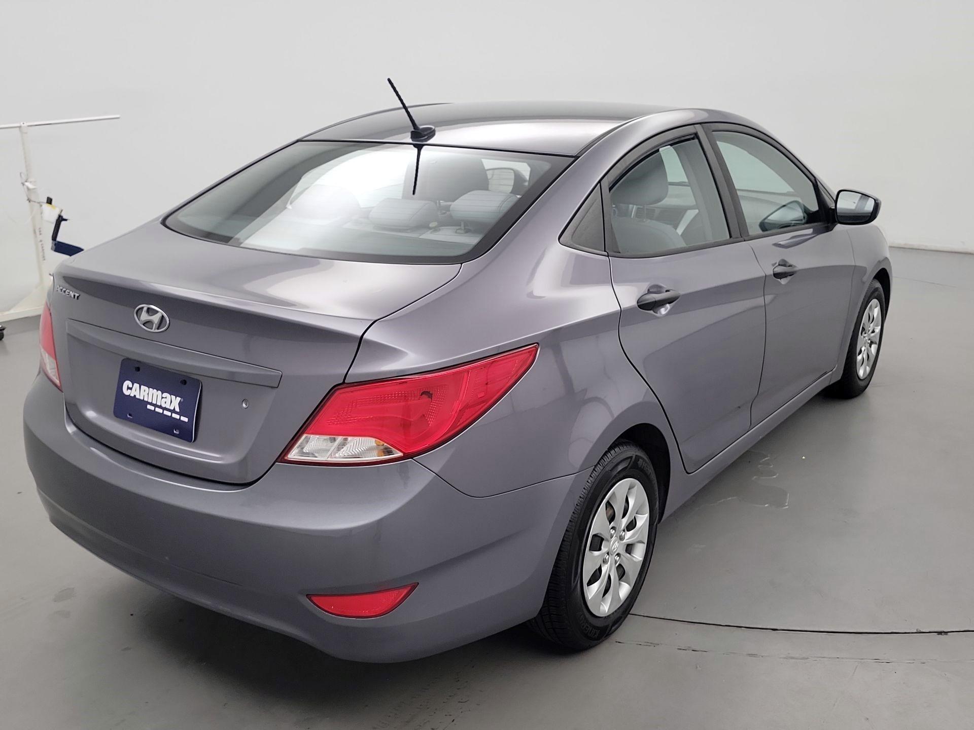 Thumbnail: 2016 Hyundai Accent - 5