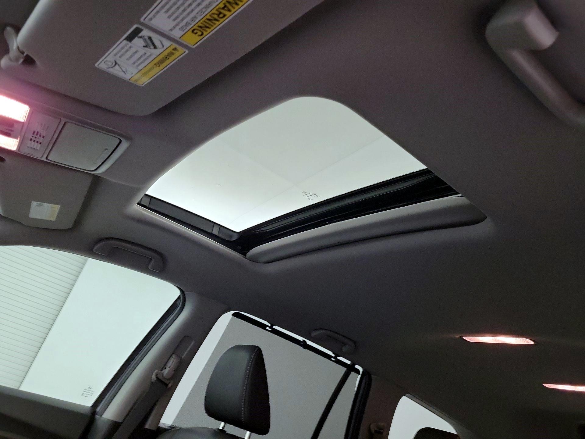 Thumbnail: 2022 Honda Pilot - 17