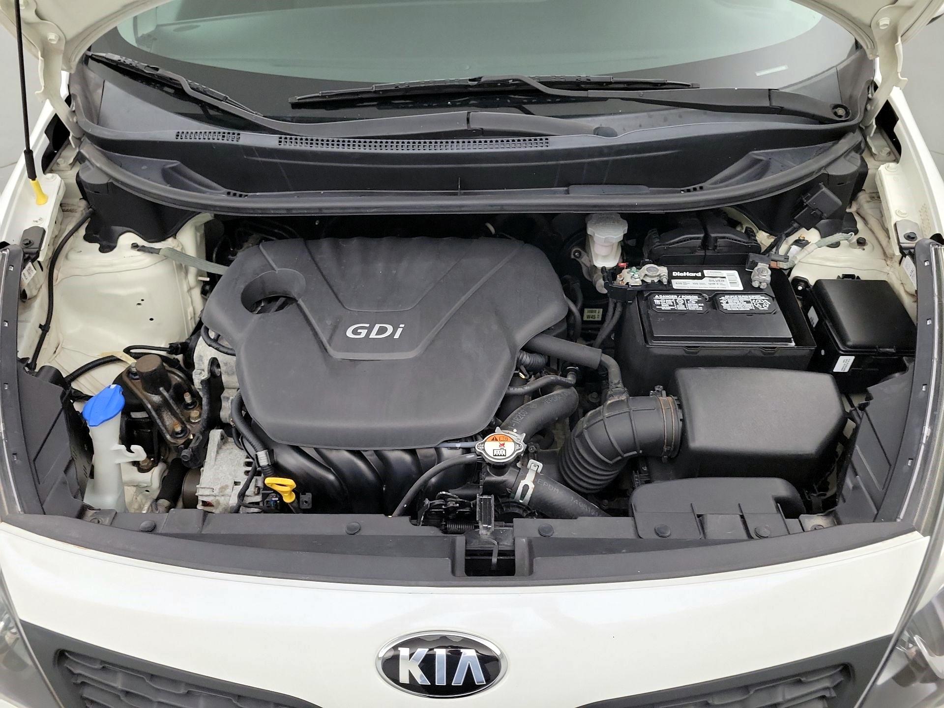 Thumbnail: 2015 Kia Rio - 18