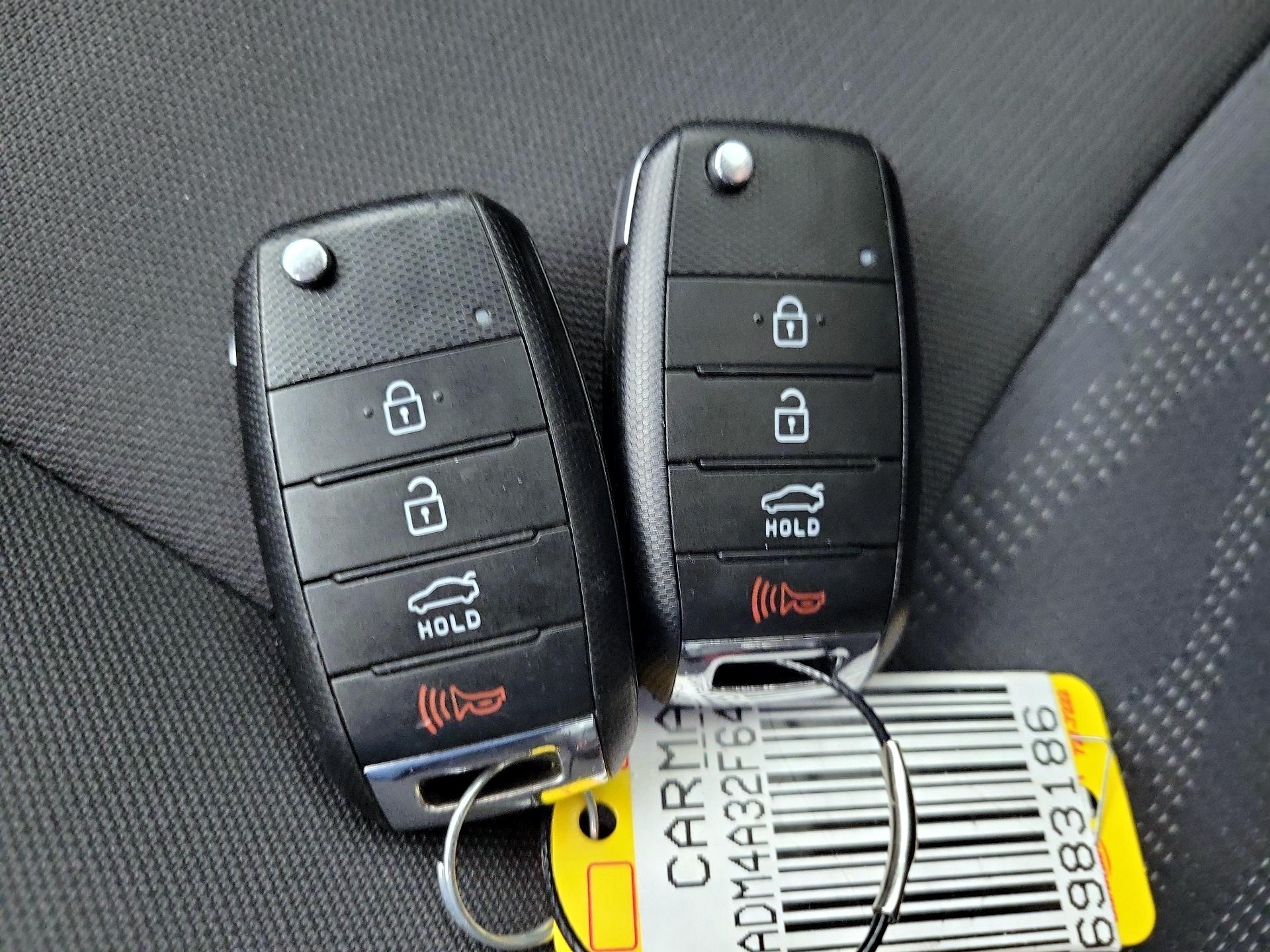 Thumbnail: 2015 Kia Rio - 19
