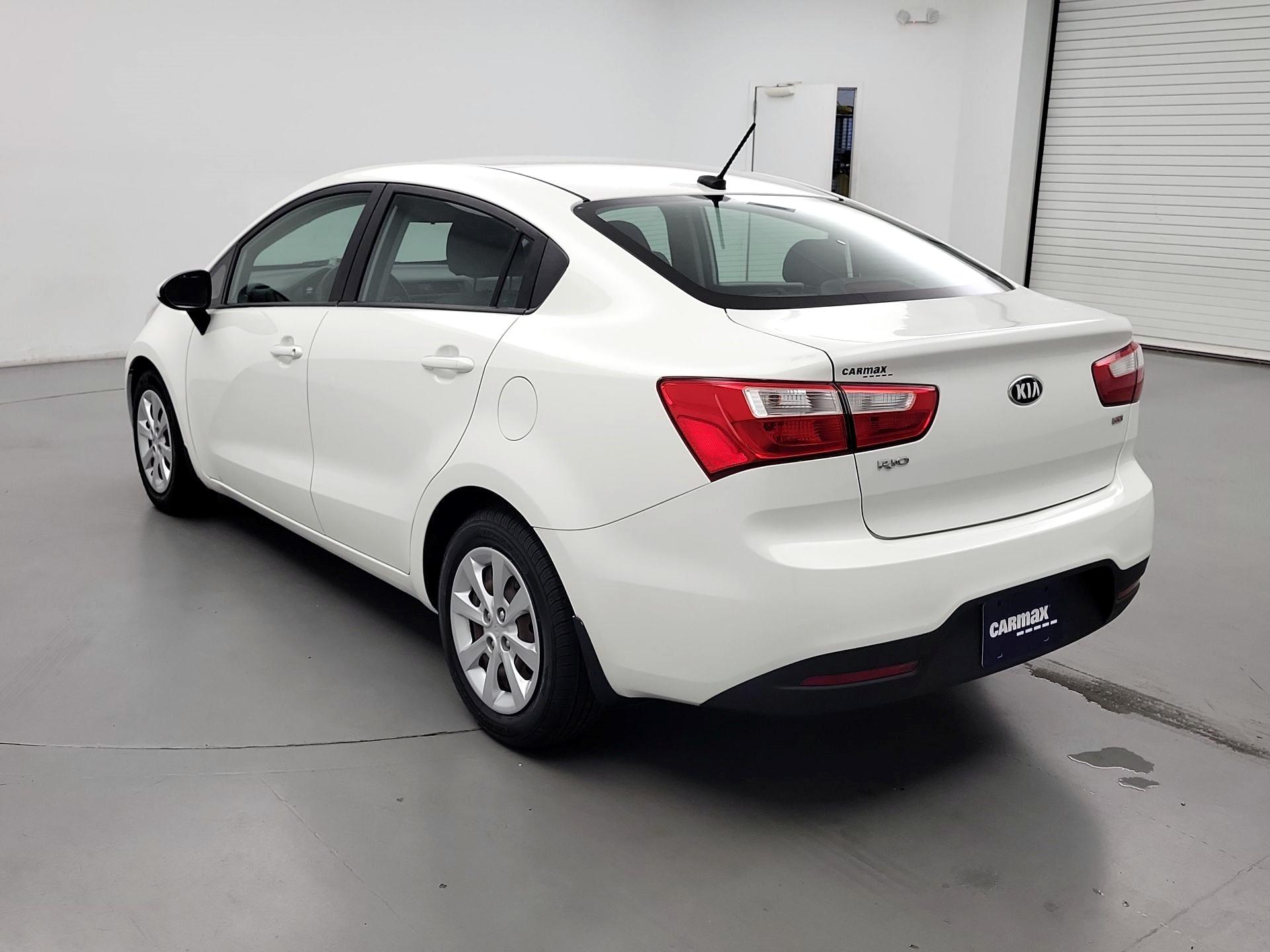 Thumbnail: 2015 Kia Rio - 7