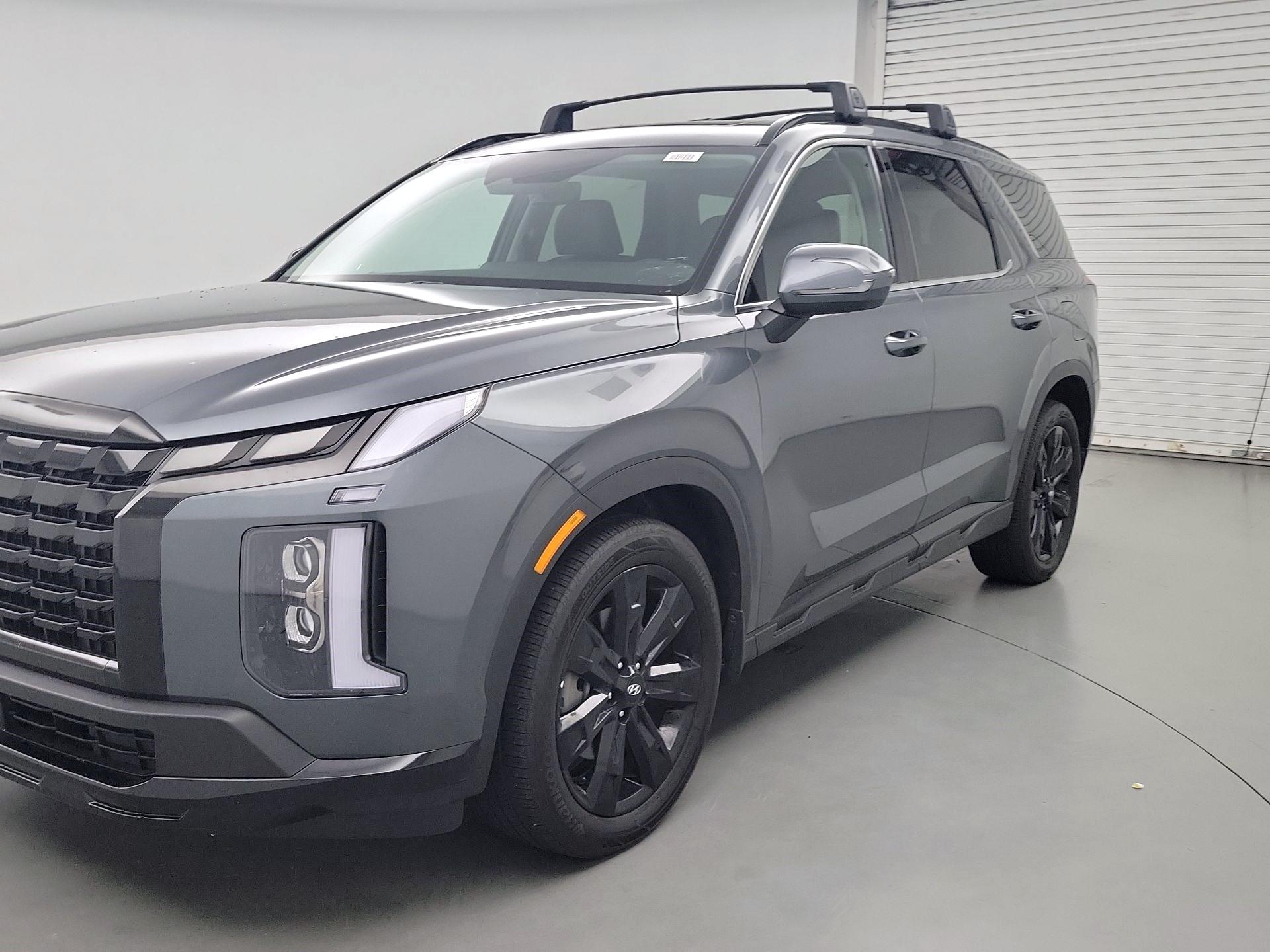 Thumbnail: 2023 Hyundai Palisade - 3