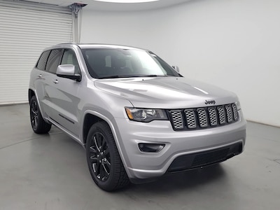 Silver 2019 Jeep Grand Cherokee Altitude