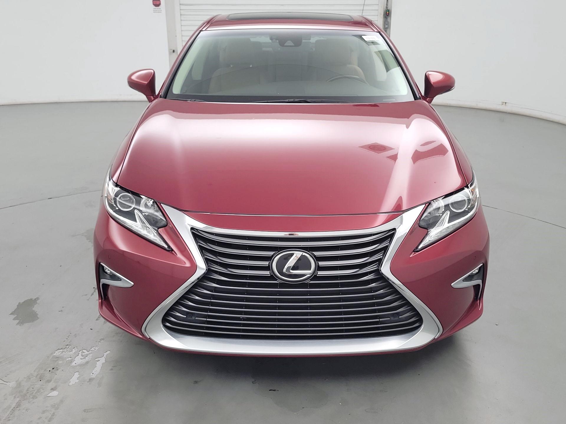 Thumbnail: 2018 Lexus ES - 2