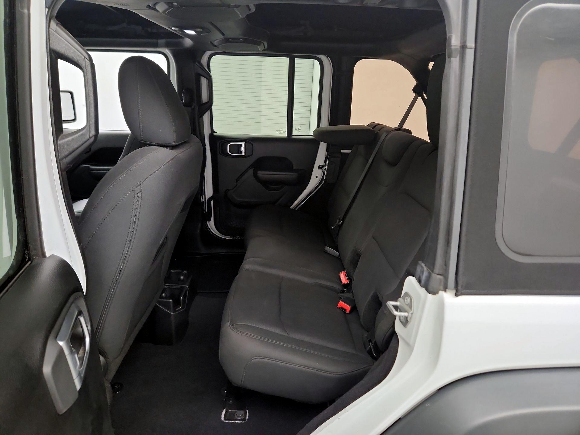 Thumbnail: 2018 Jeep Wrangler - 18