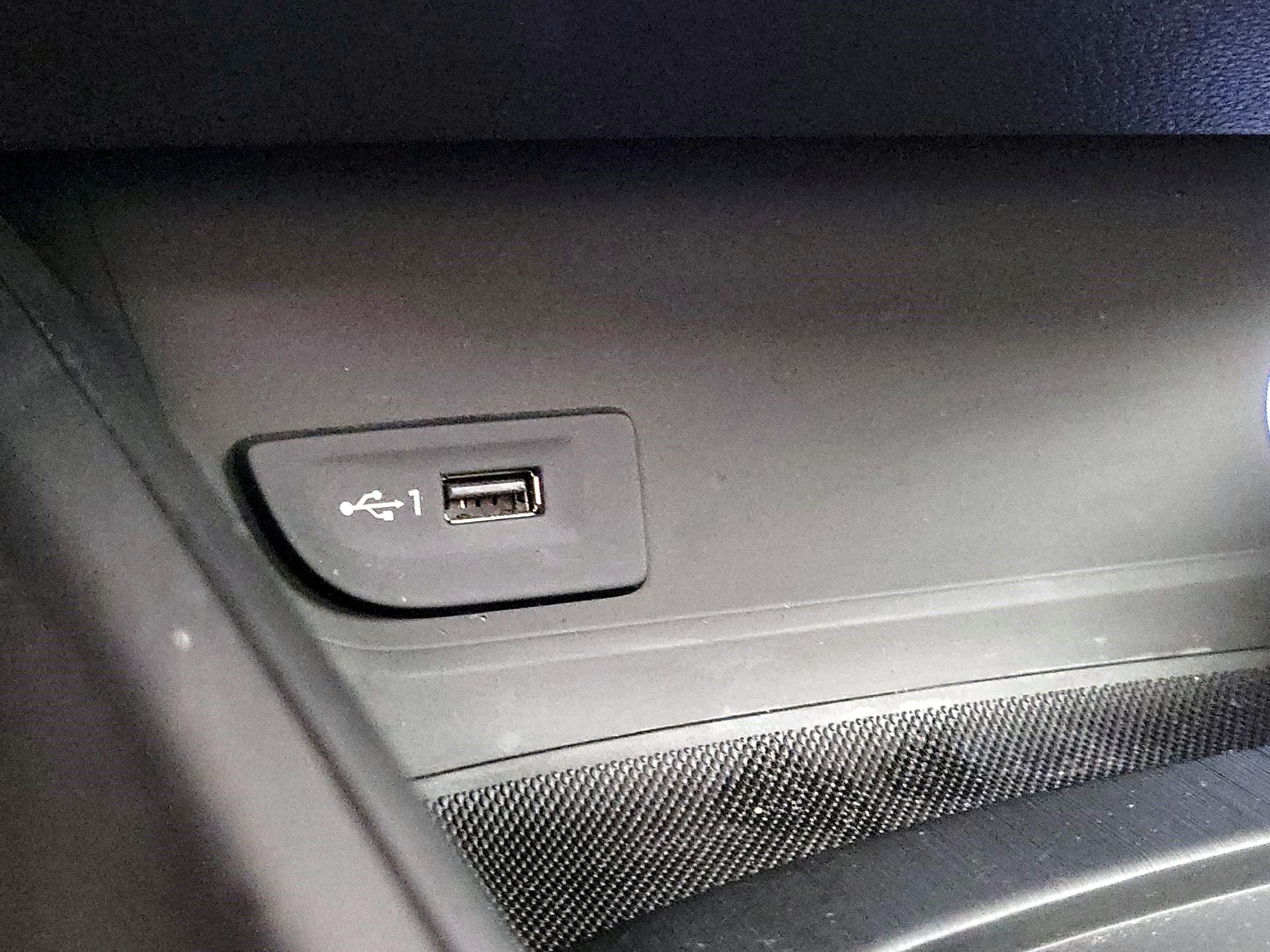 Thumbnail: 2018 Audi A3 - 16