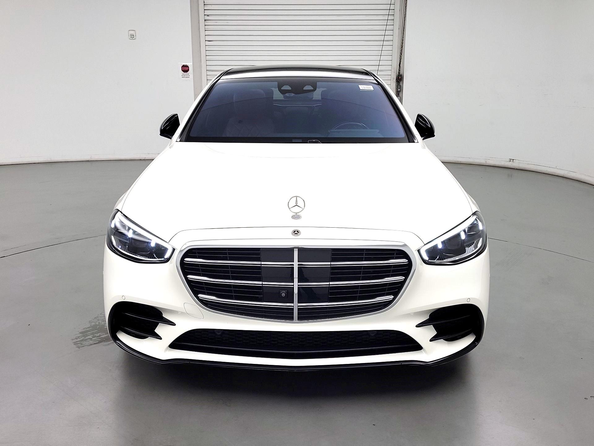 Thumbnail: 2022 Mercedes-Benz S-Class - 2
