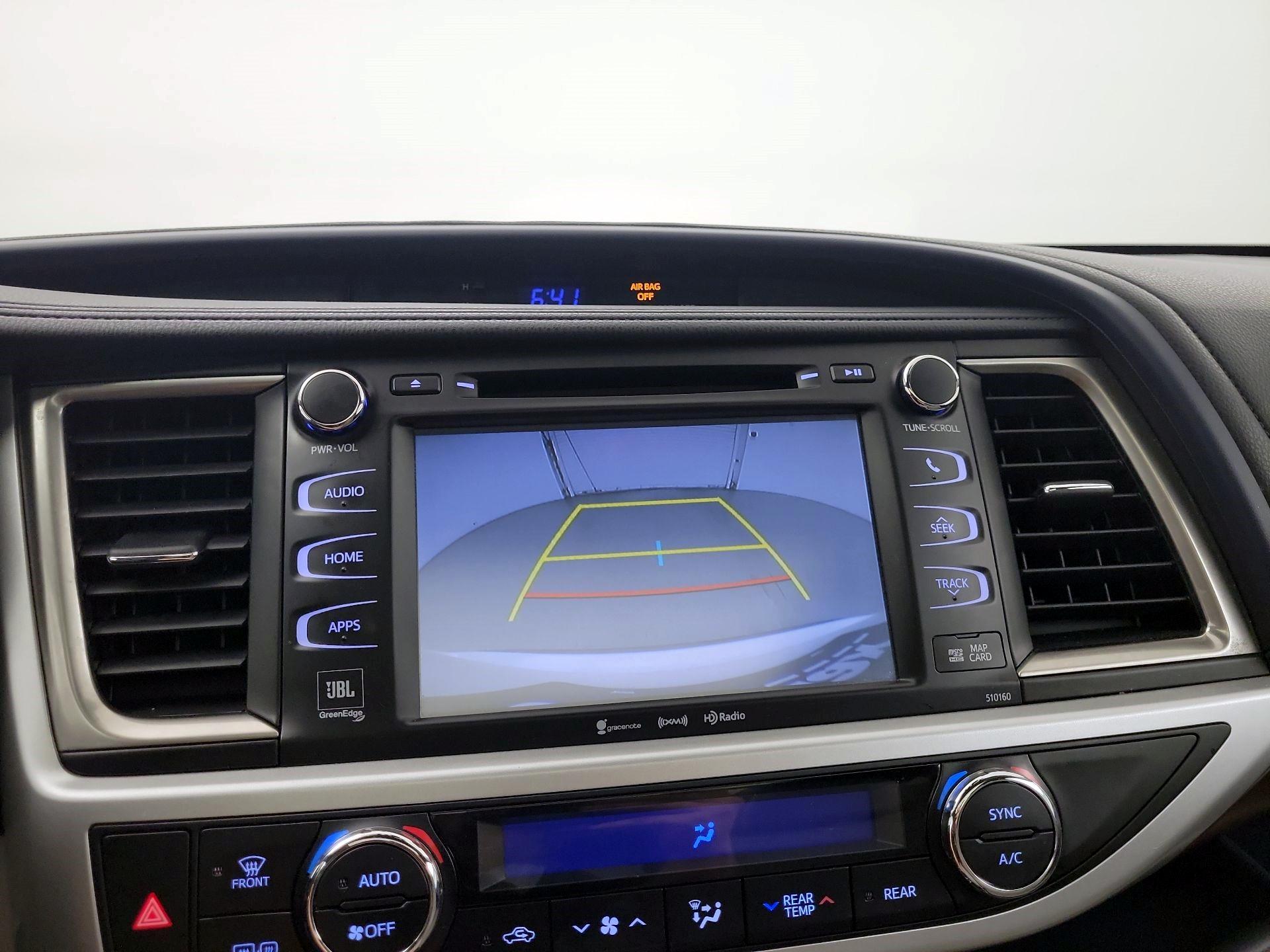 Thumbnail: 2016 Toyota Highlander - 13