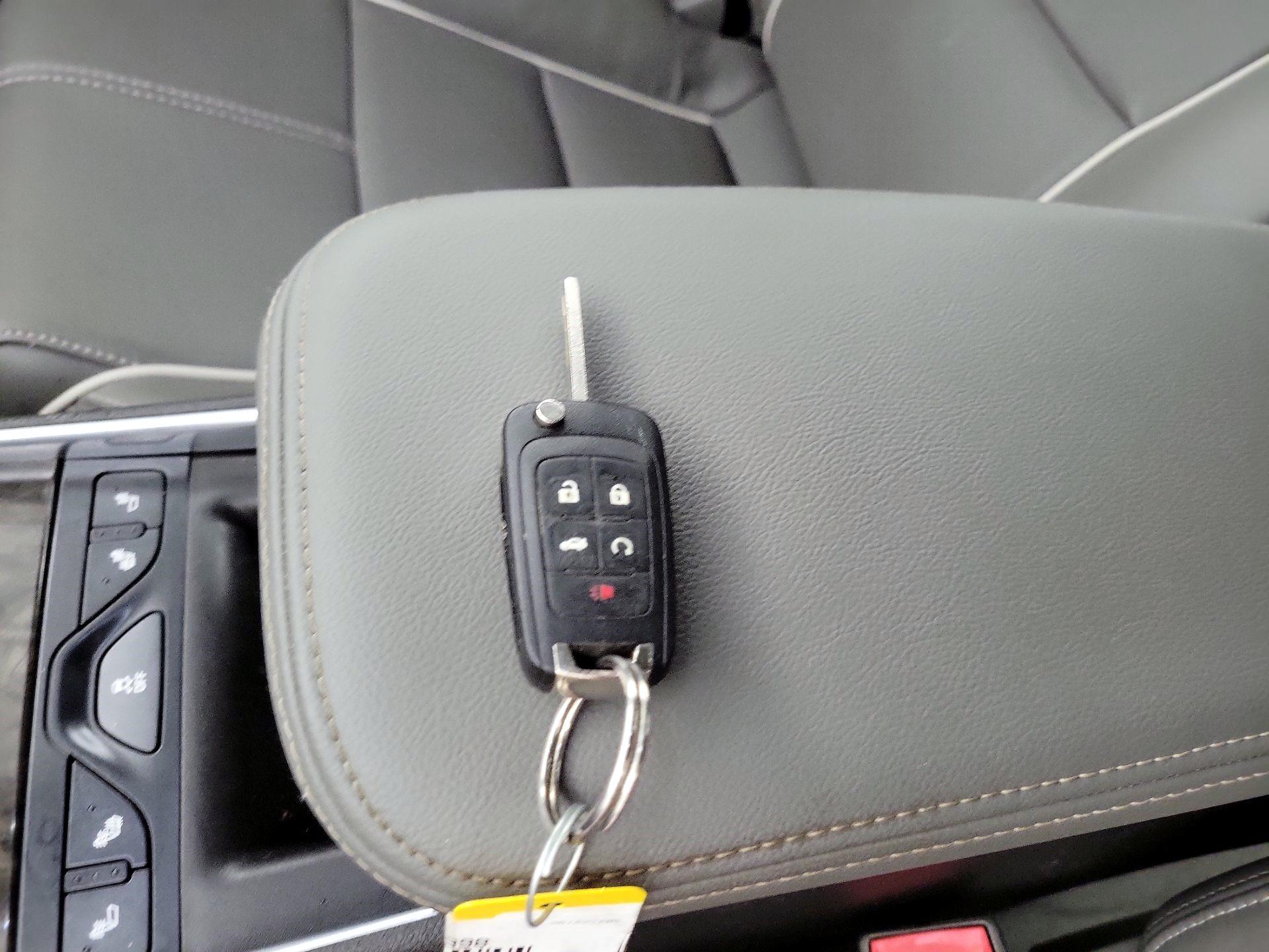 Thumbnail: 2015 Chevrolet Impala - 20