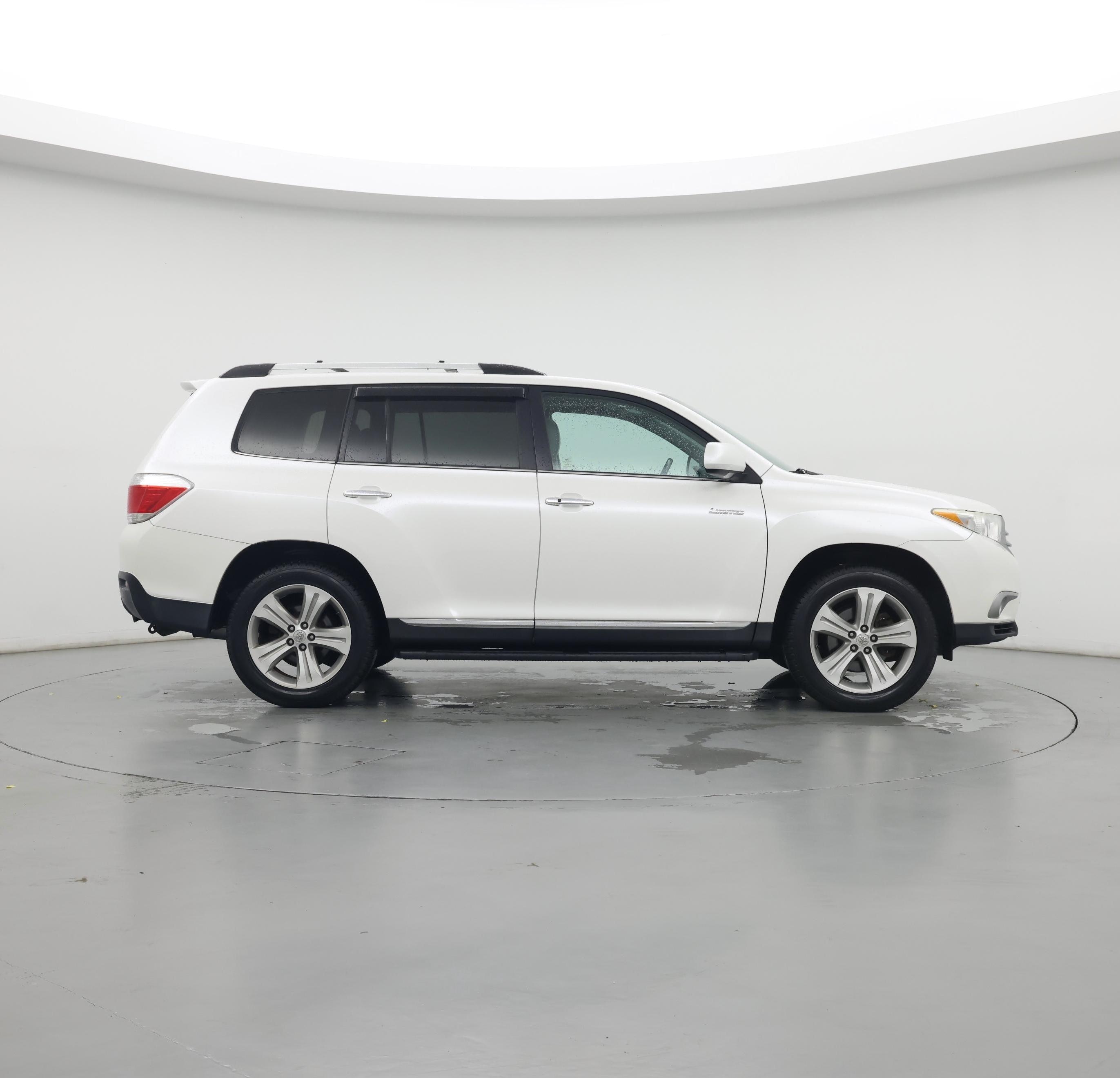 Thumbnail: 2013 Toyota Highlander - 7