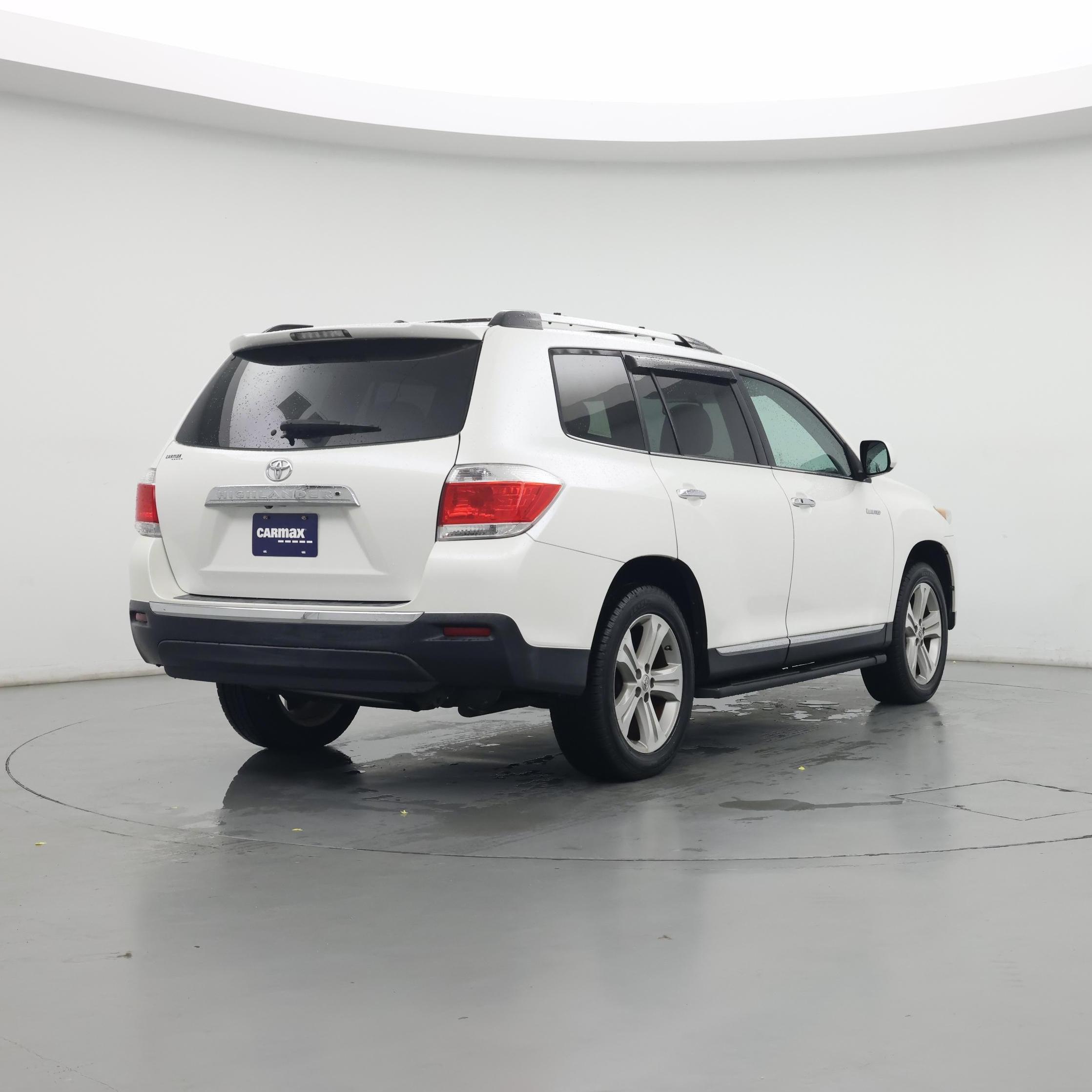 Thumbnail: 2013 Toyota Highlander - 8