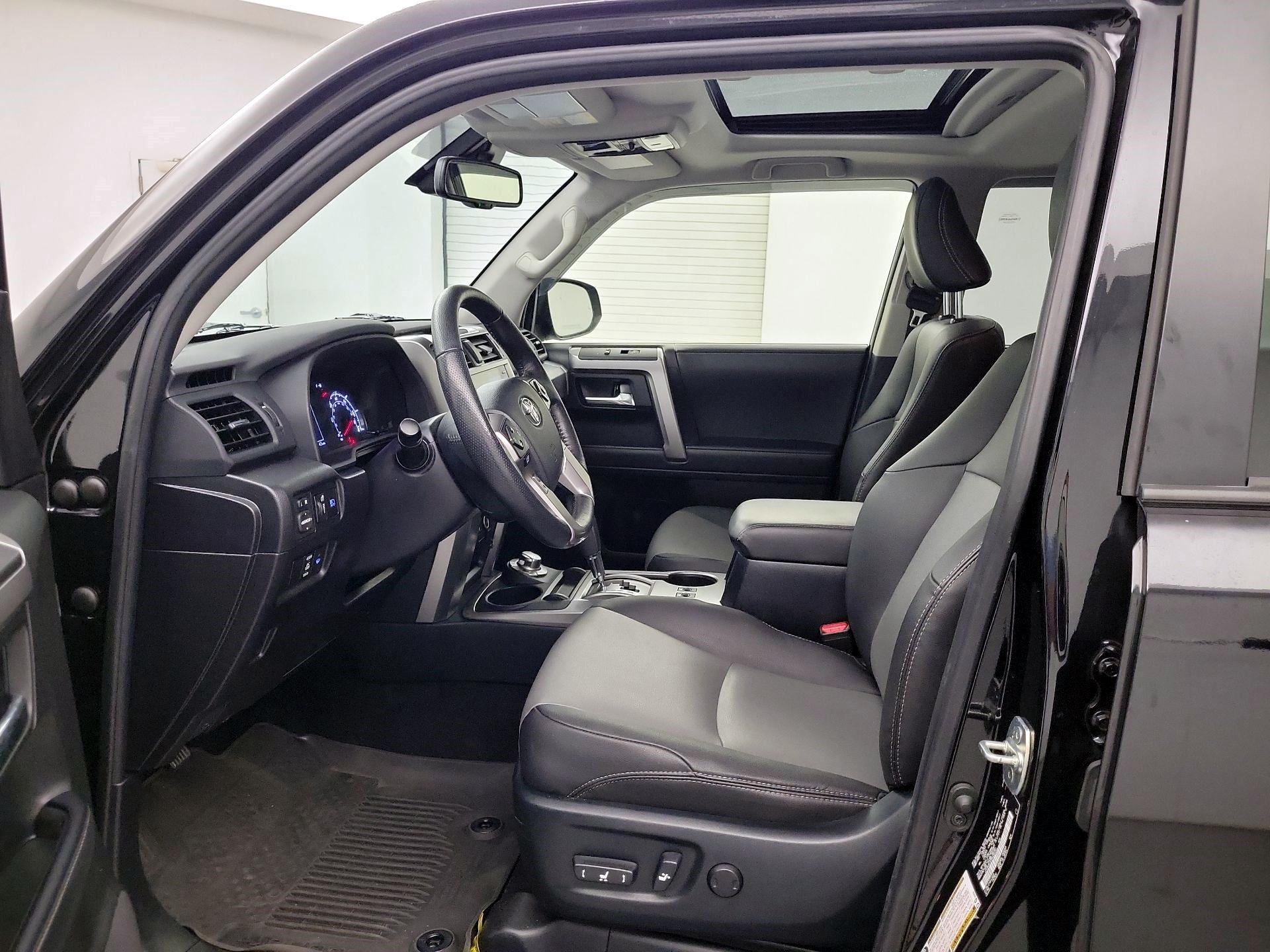 Thumbnail: 2024 Toyota 4Runner - 9