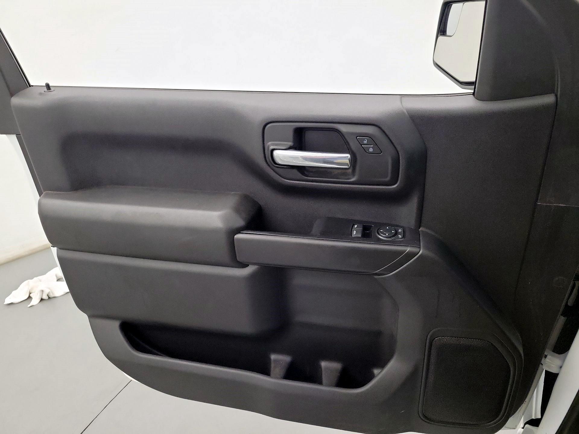 Thumbnail: 2021 Chevrolet Silverado 1500 - 10