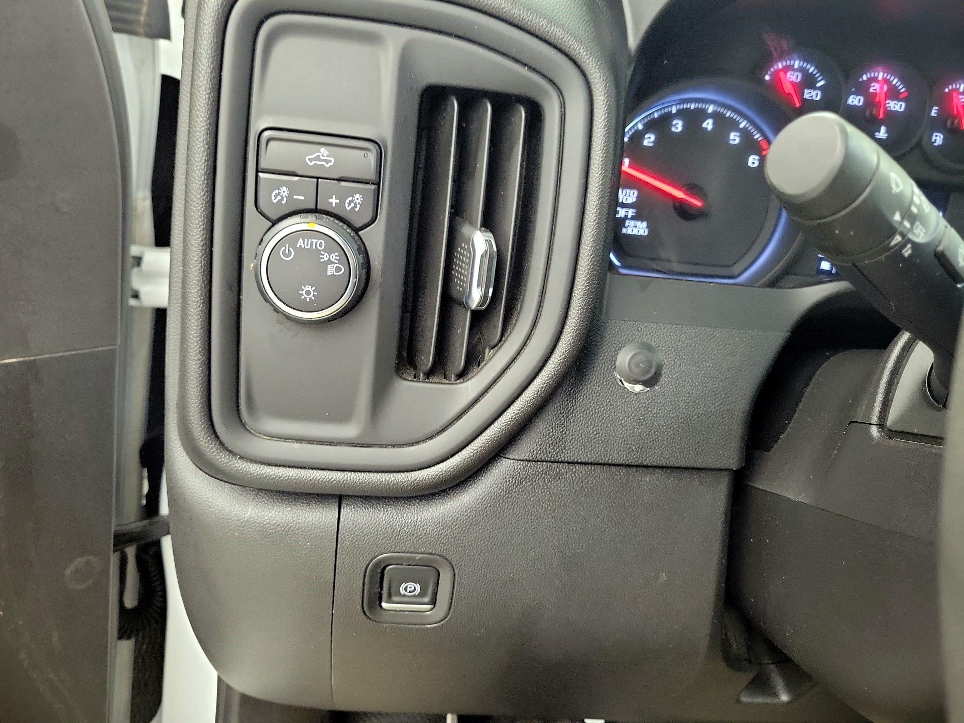 Thumbnail: 2021 Chevrolet Silverado 1500 - 11
