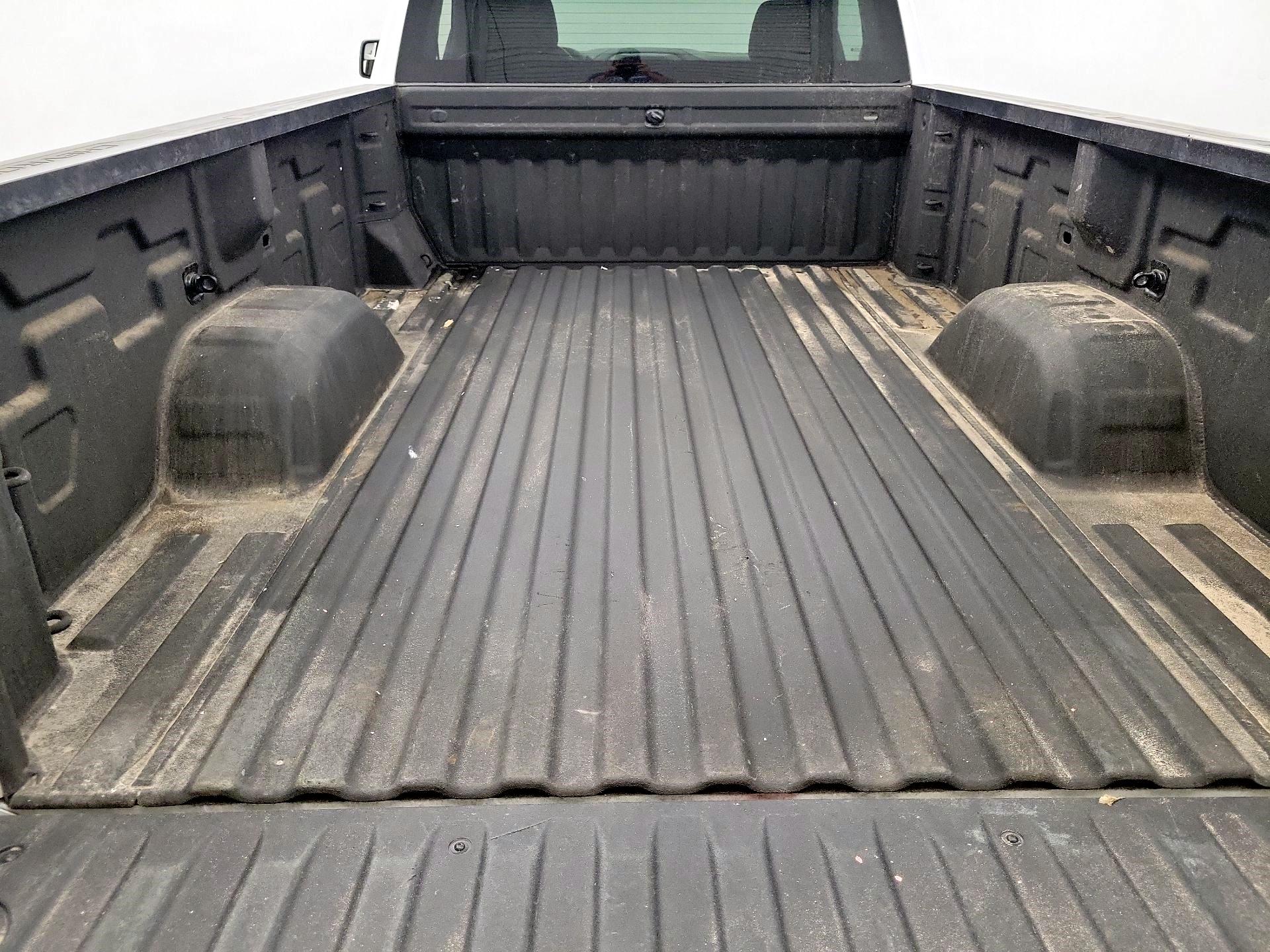 Thumbnail: 2021 Chevrolet Silverado 1500 - 17