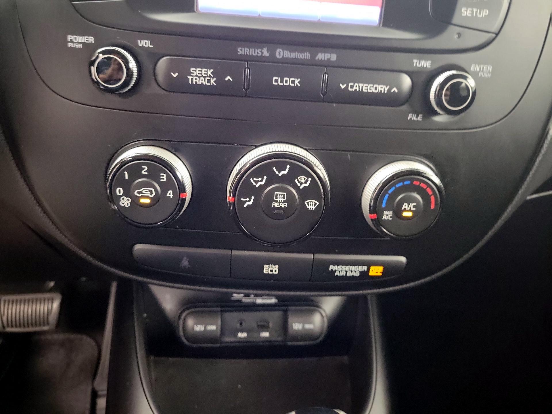 Thumbnail: 2014 Kia Soul - 16