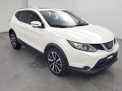 White 2017 Nissan Rogue Sport SL