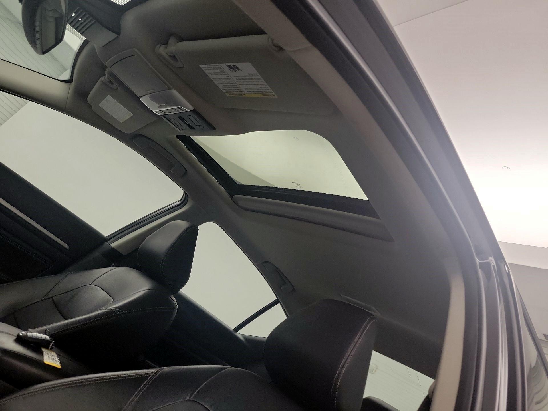 Thumbnail: 2019 Nissan Altima - 18