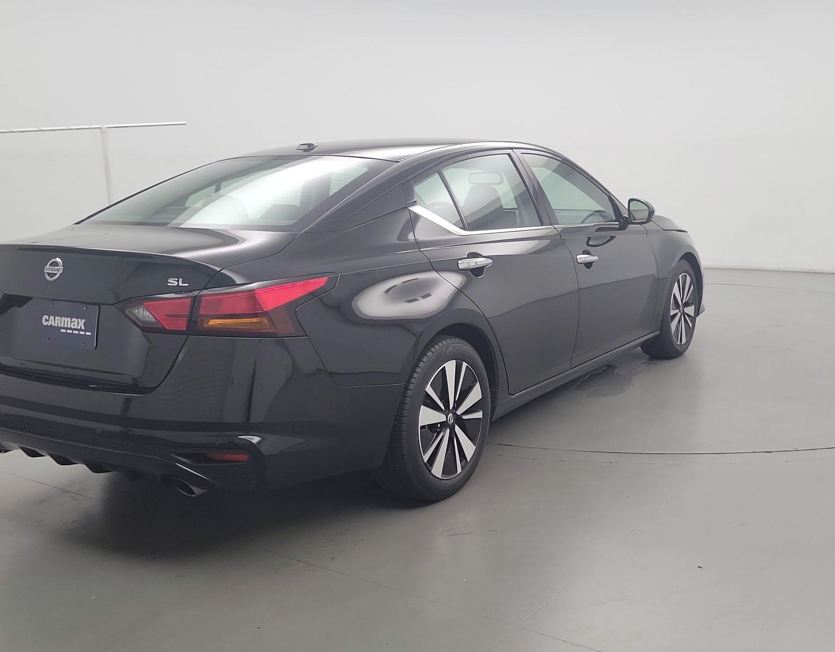 Thumbnail: 2019 Nissan Altima - 5