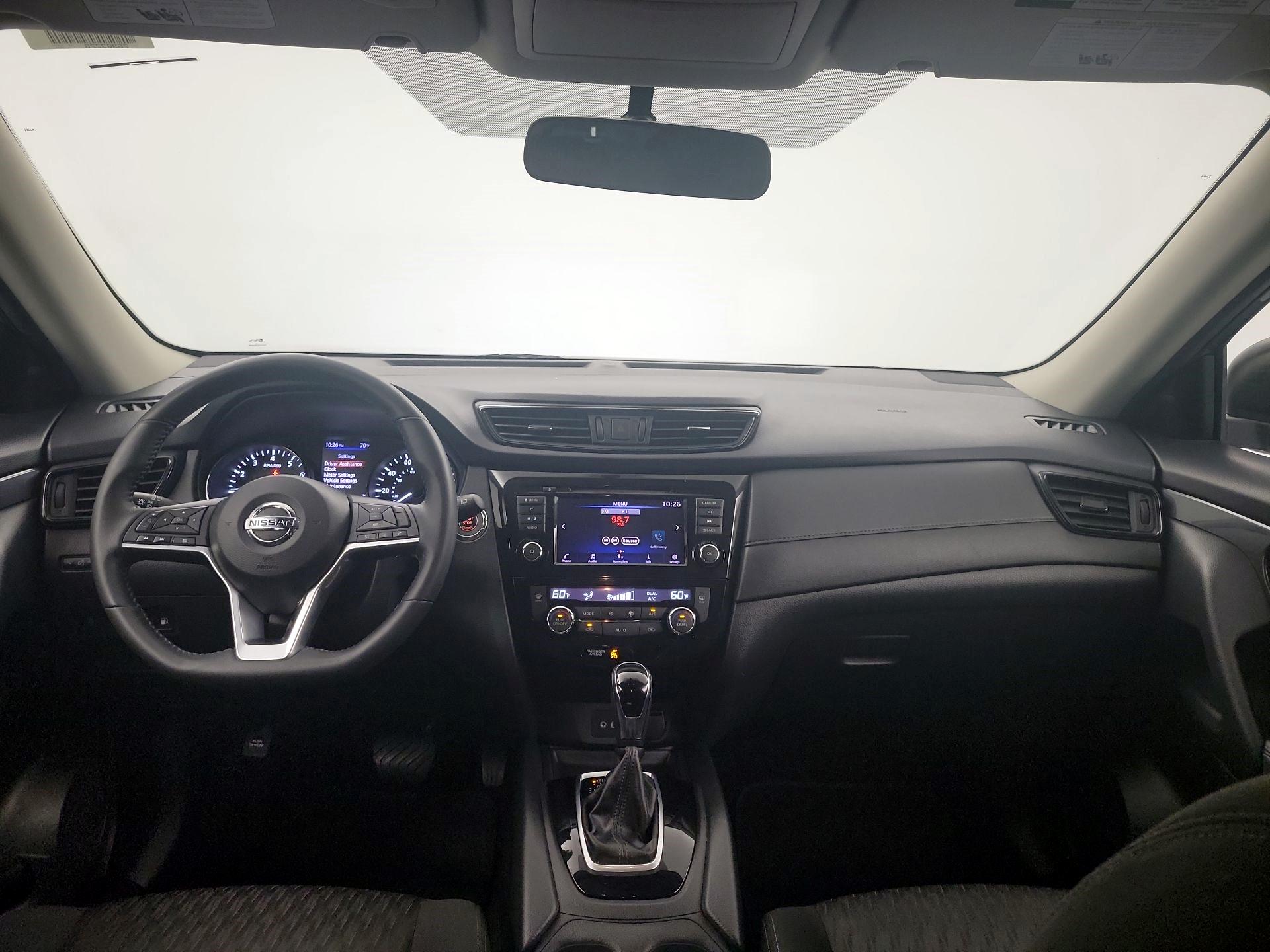 Thumbnail: 2018 Nissan Rogue - 8