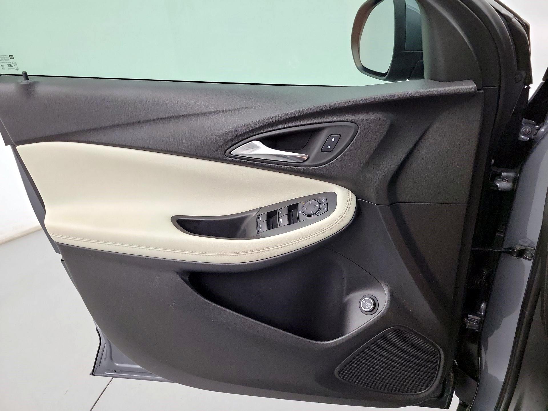 Thumbnail: 2022 Buick Encore GX - 10