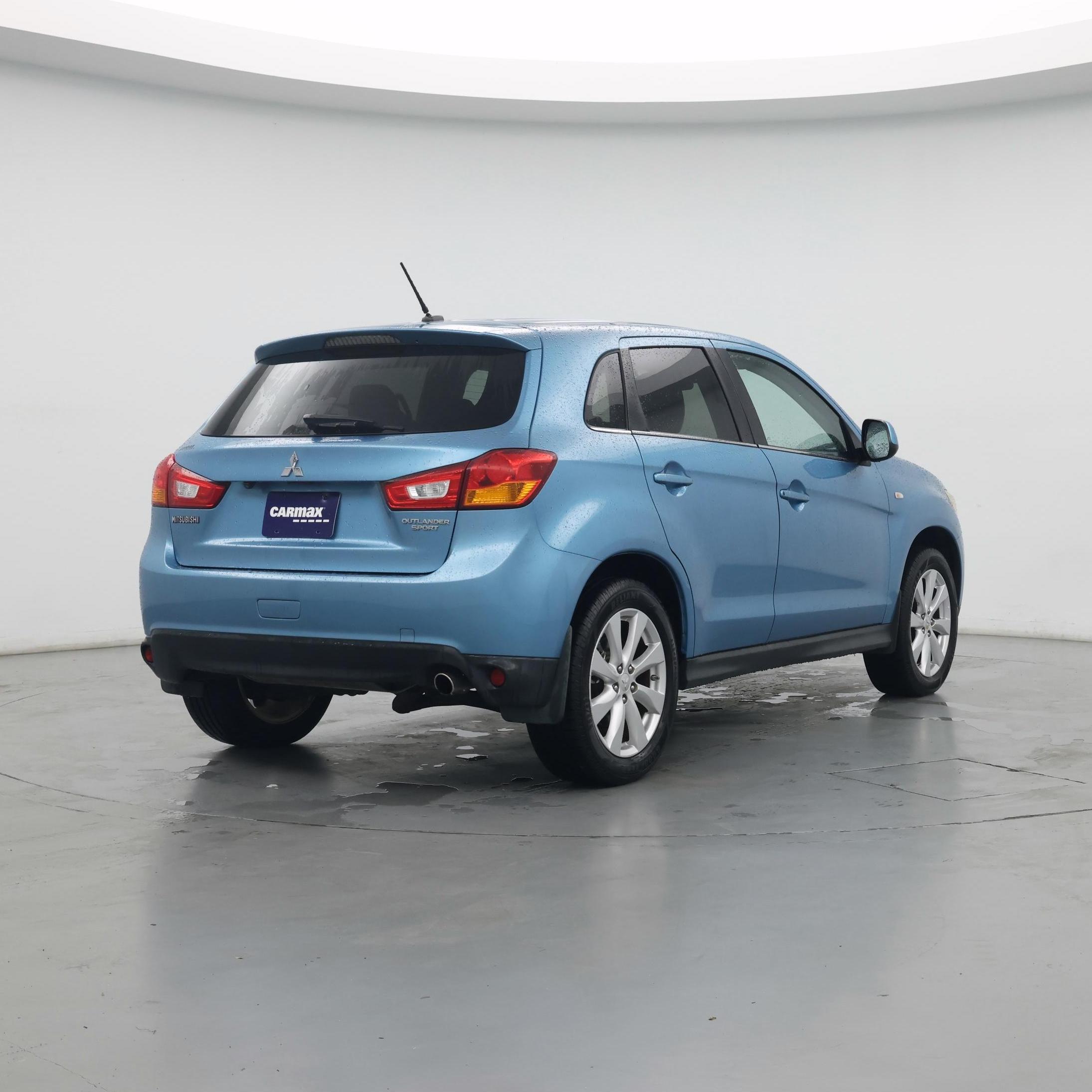 Thumbnail: 2014 Mitsubishi Outlander Sport - 8