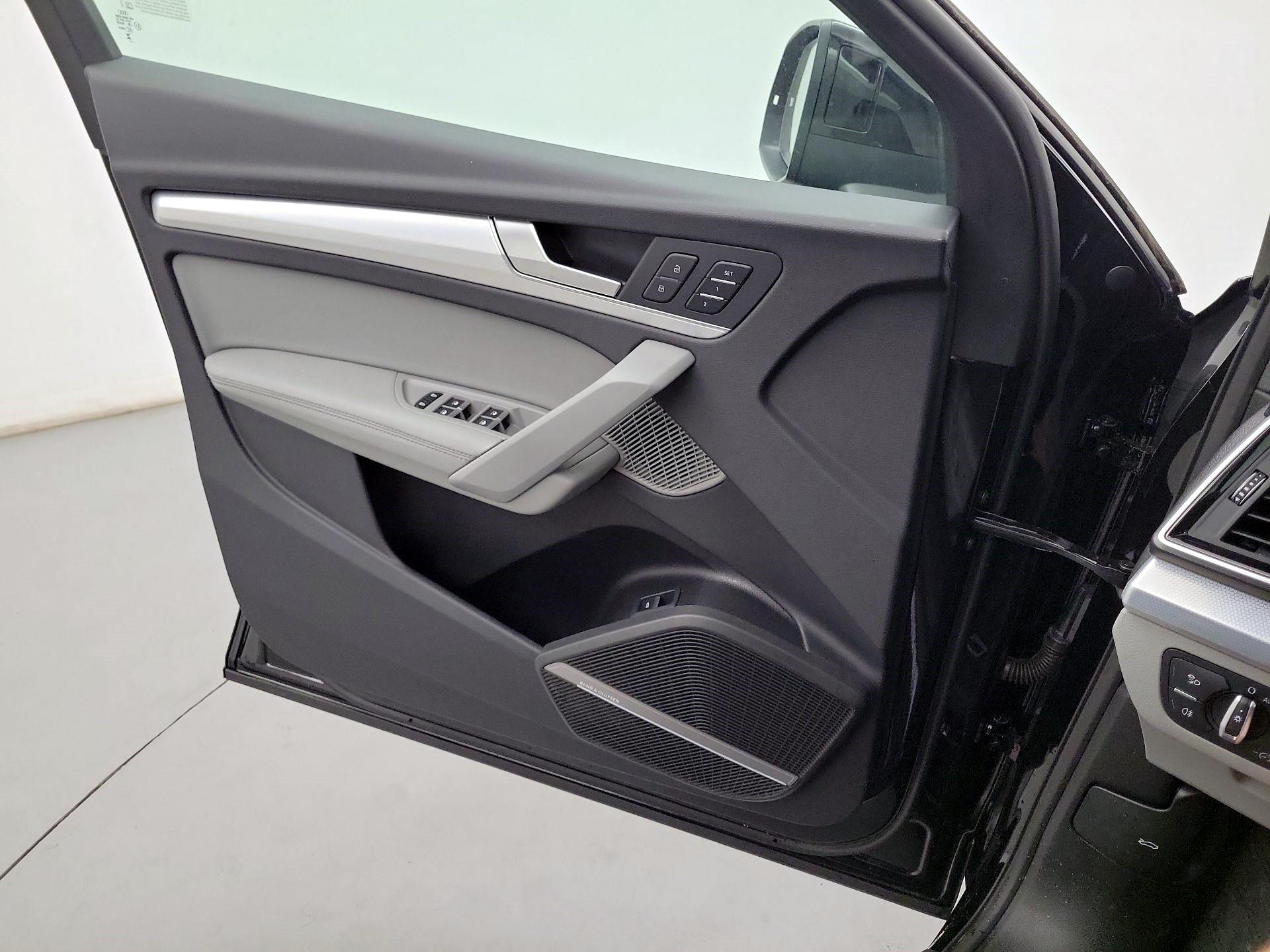 Thumbnail: 2024 Audi Q5 - 10