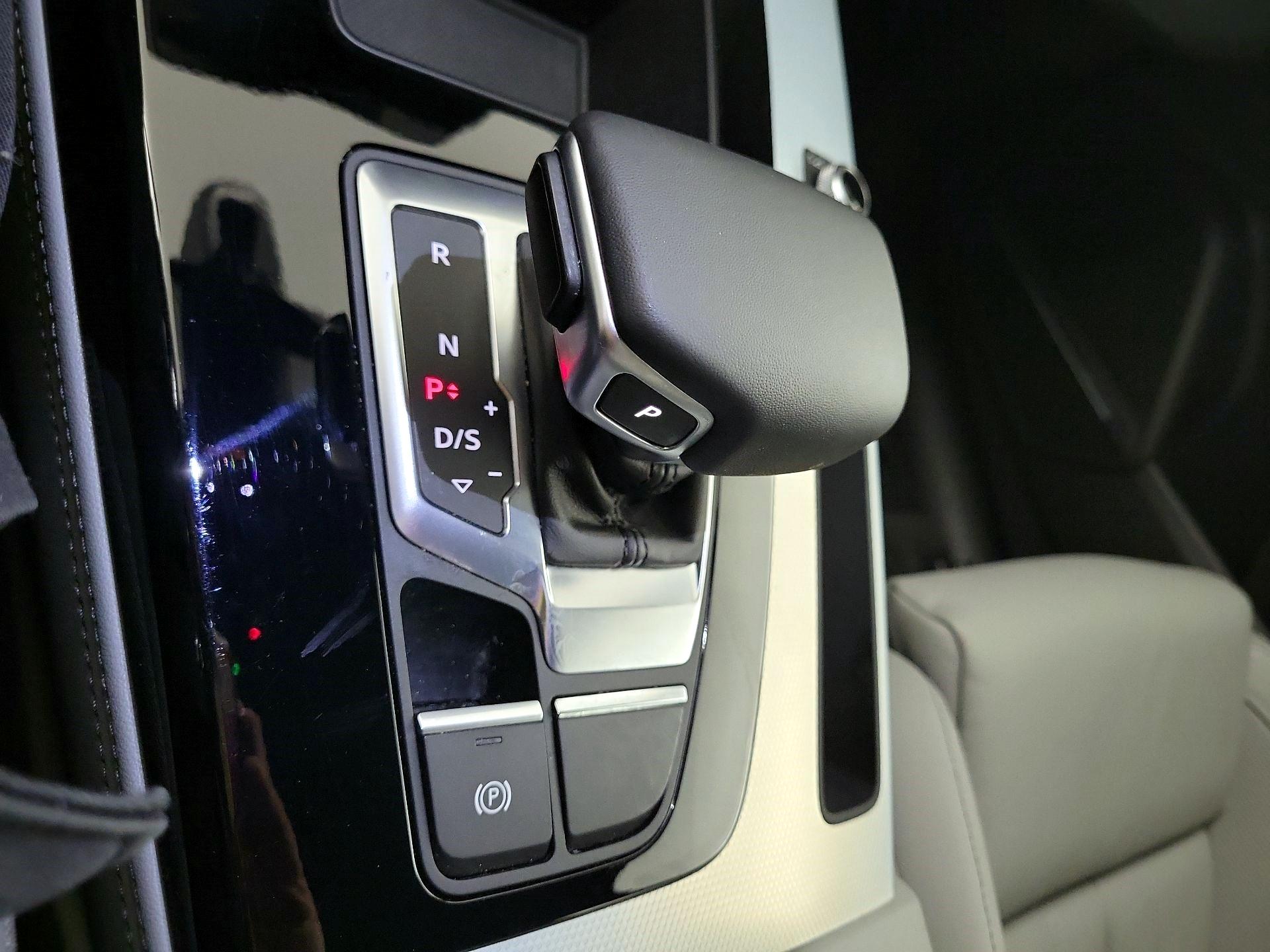Thumbnail: 2024 Audi Q5 - 16