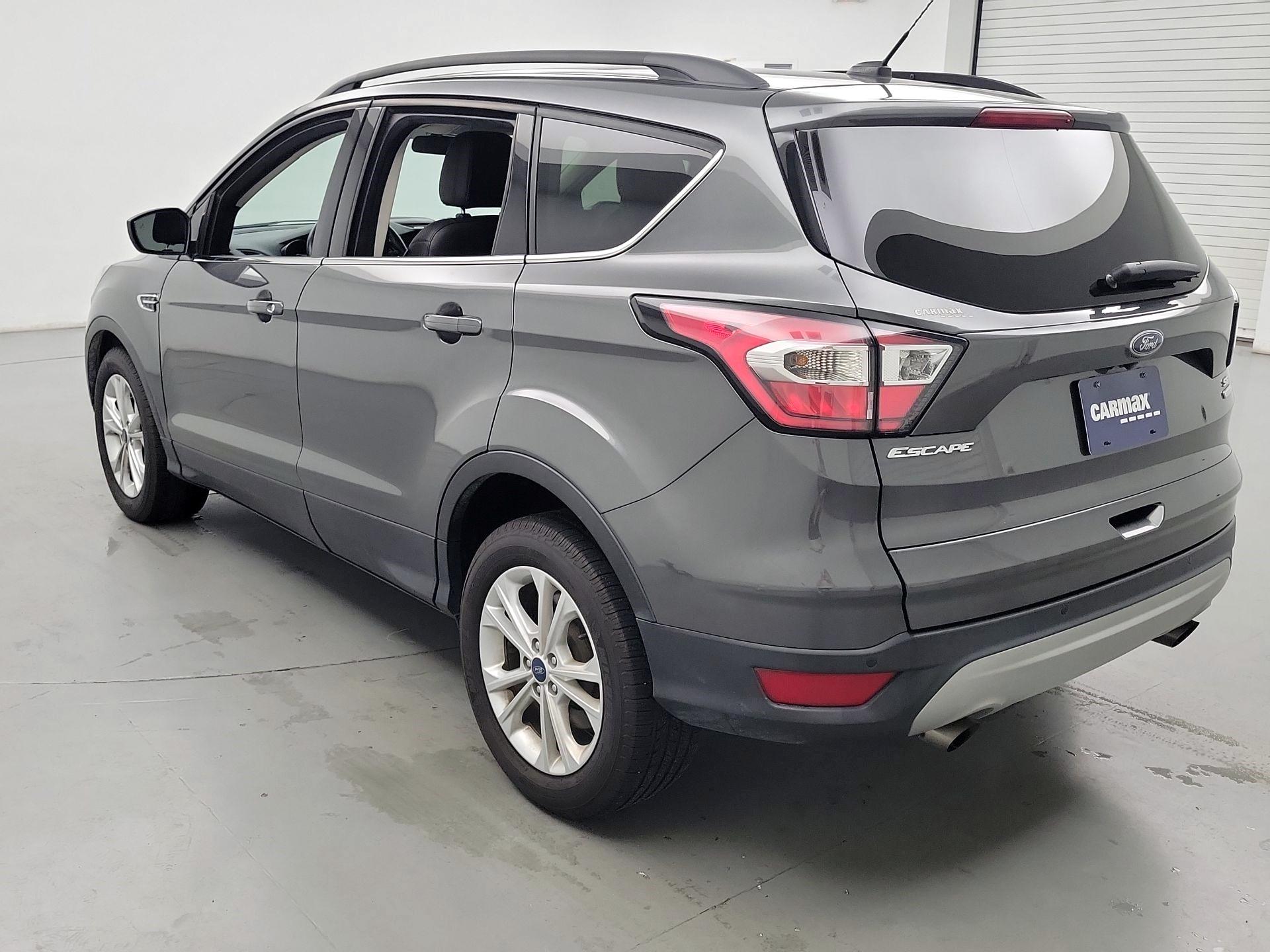 Thumbnail: 2017 Ford Escape - 7