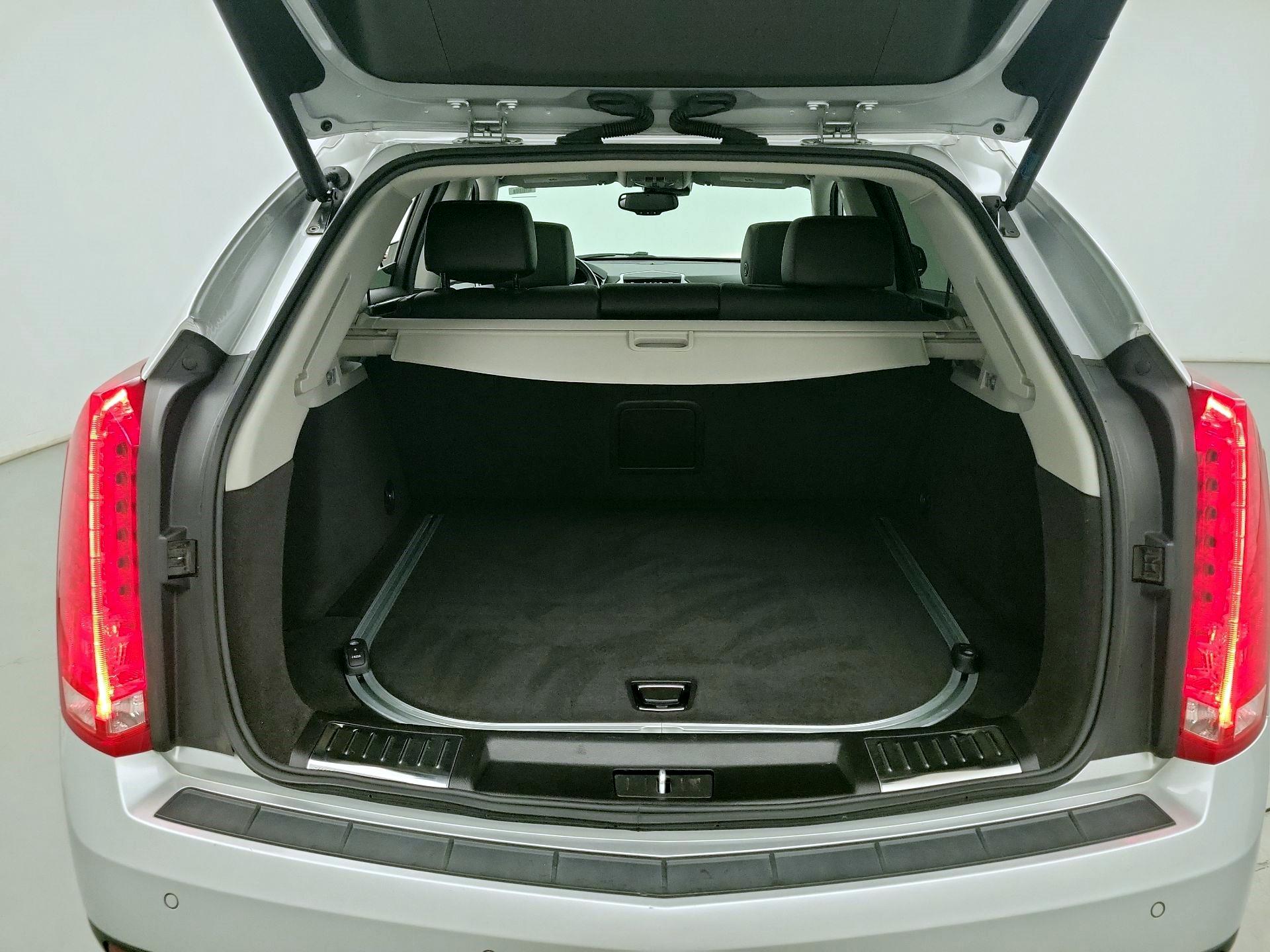 Thumbnail: 2016 Cadillac SRX - 19