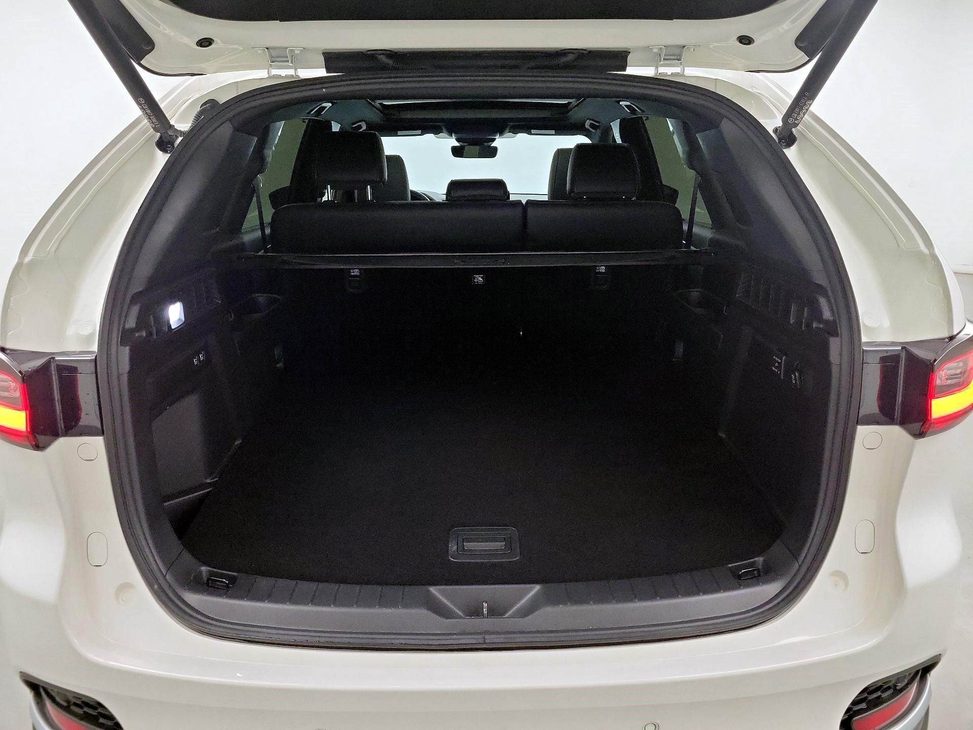 Thumbnail: 2025 Mazda CX-70 - 20