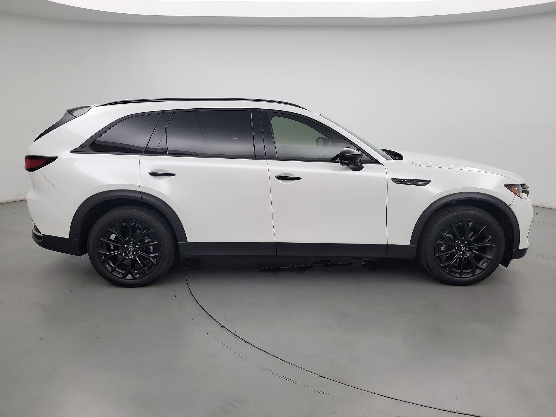 Thumbnail: 2025 Mazda CX-70 - 4