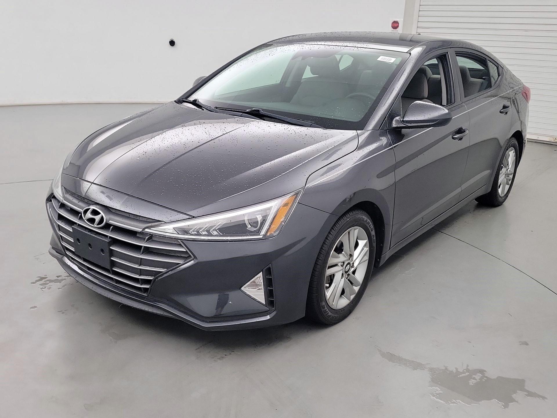 Thumbnail: 2020 Hyundai Elantra - 3