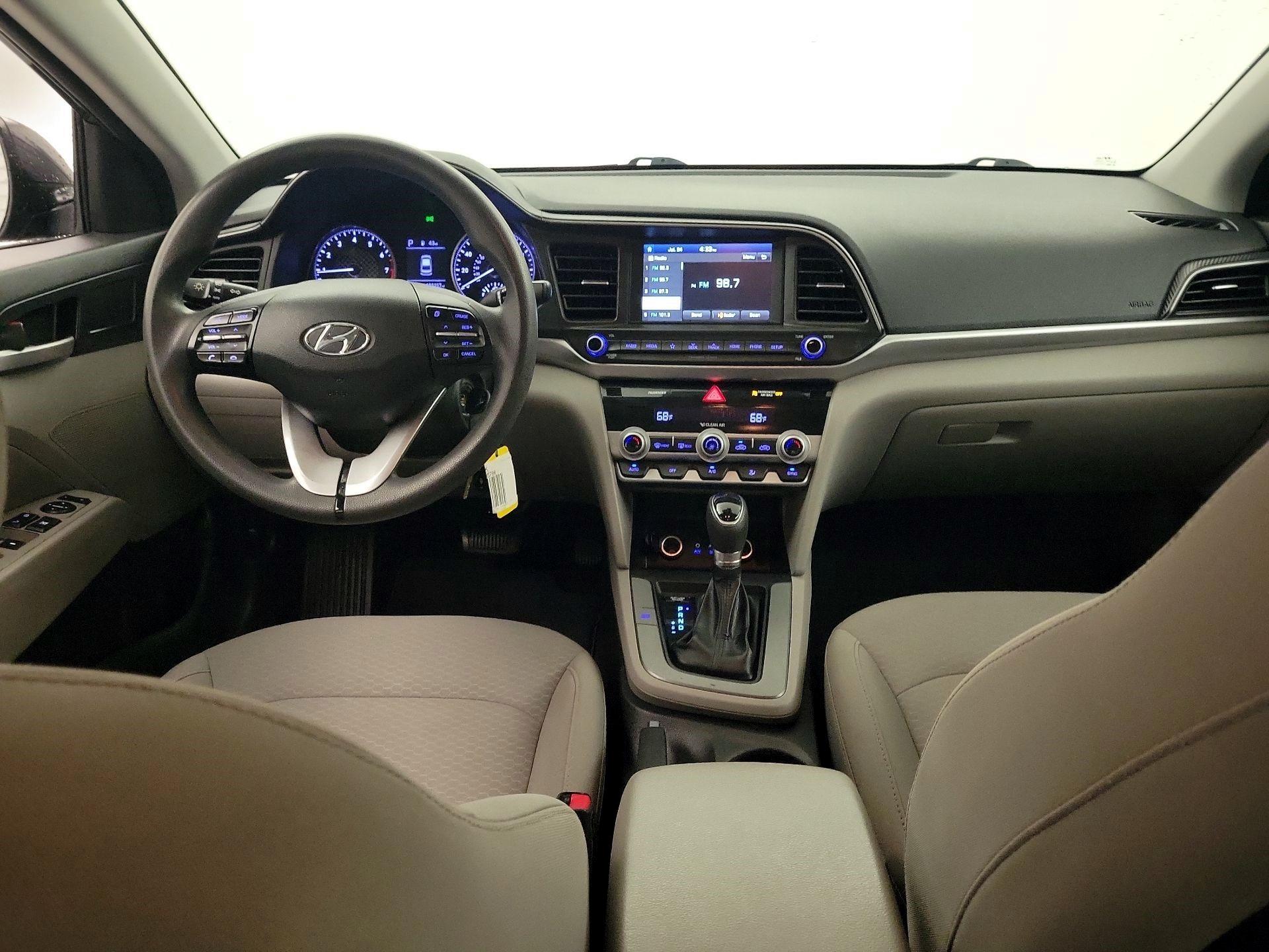 Thumbnail: 2020 Hyundai Elantra - 8
