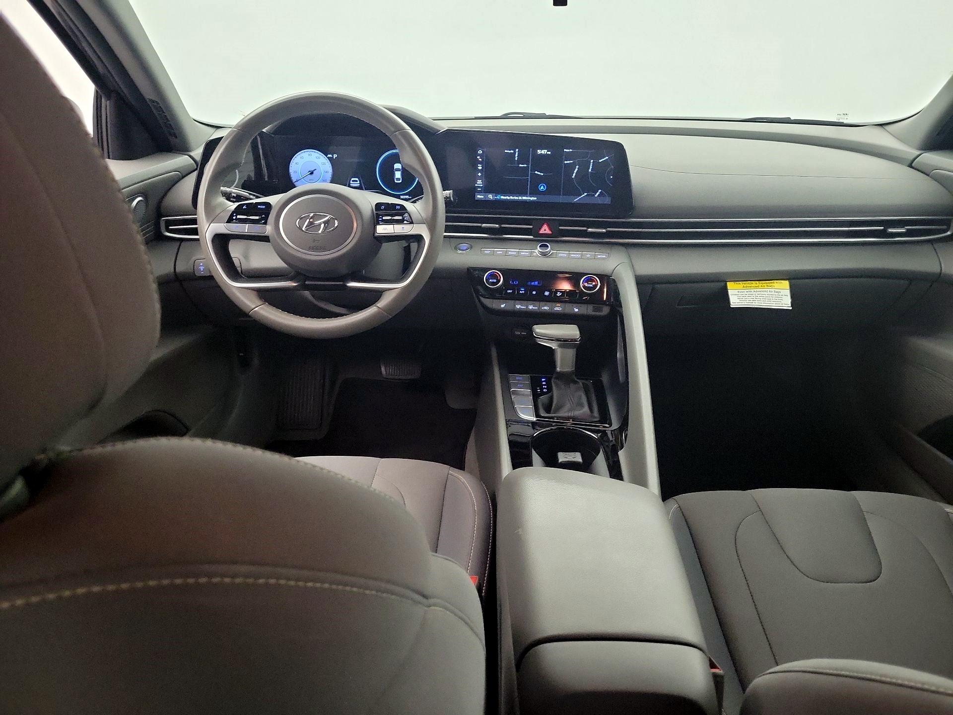 Thumbnail: 2023 Hyundai Elantra - 8